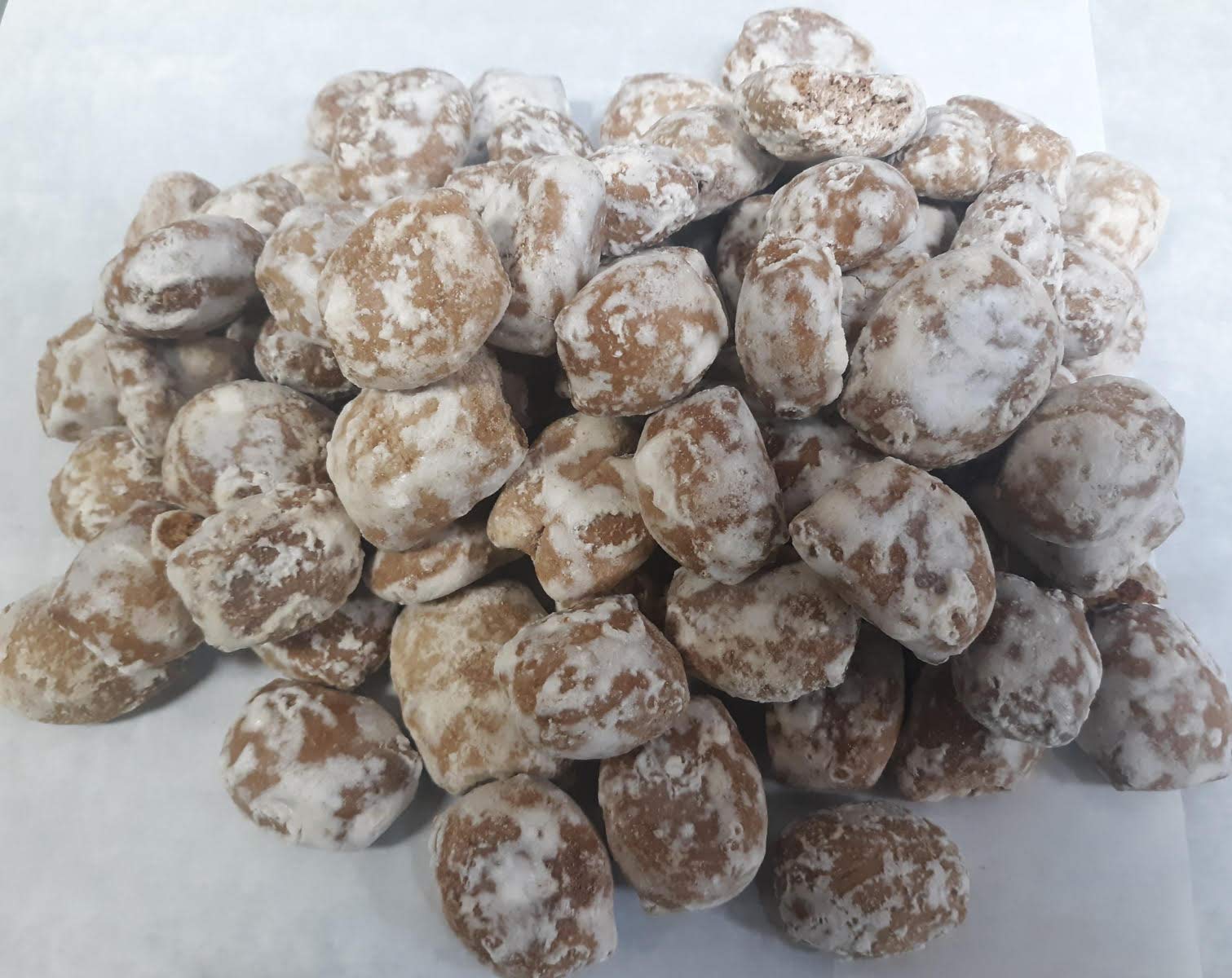 Delicious Mini Pryaniki Honey Cookies - Pack of 2 | Traditional Russian Spiced Cookies | Perfect for Tea Time, Gifts & Holiday Treats