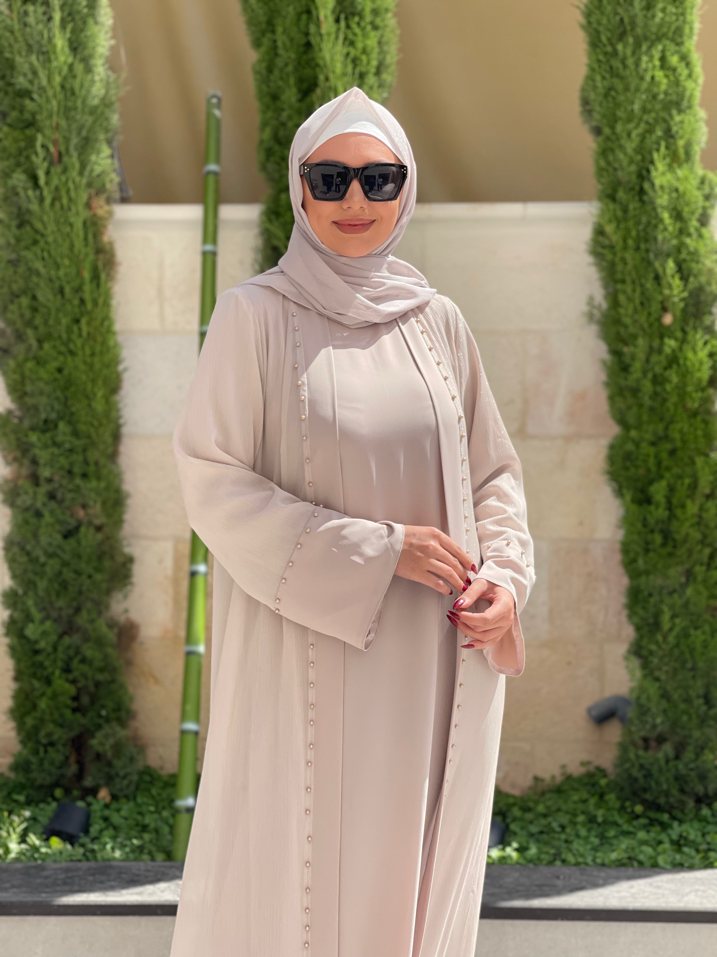 Elegant Two Piece Abaya Set for Women - Modest Islamic Prayer Dress with Flowing Hijab - Perfect for Mosque, Eid Celebrations & Special Occasions