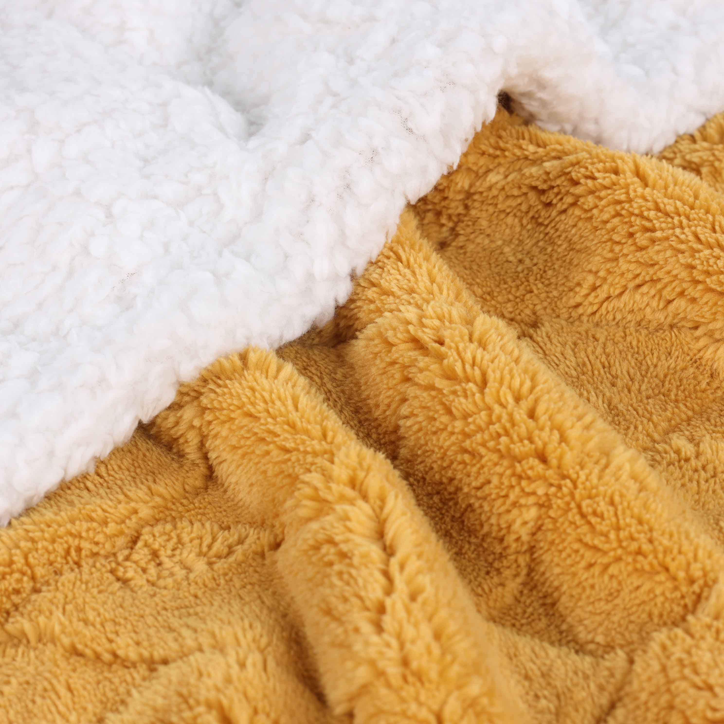 Nuuk Reversible Jacquard Lattice Plush Sherpa Fleece Blanket - Ultra Soft & Warm Winter Throw for Couch, Bed & Travel - Cozy Home Decor Gift for Christmas & Cold Weather