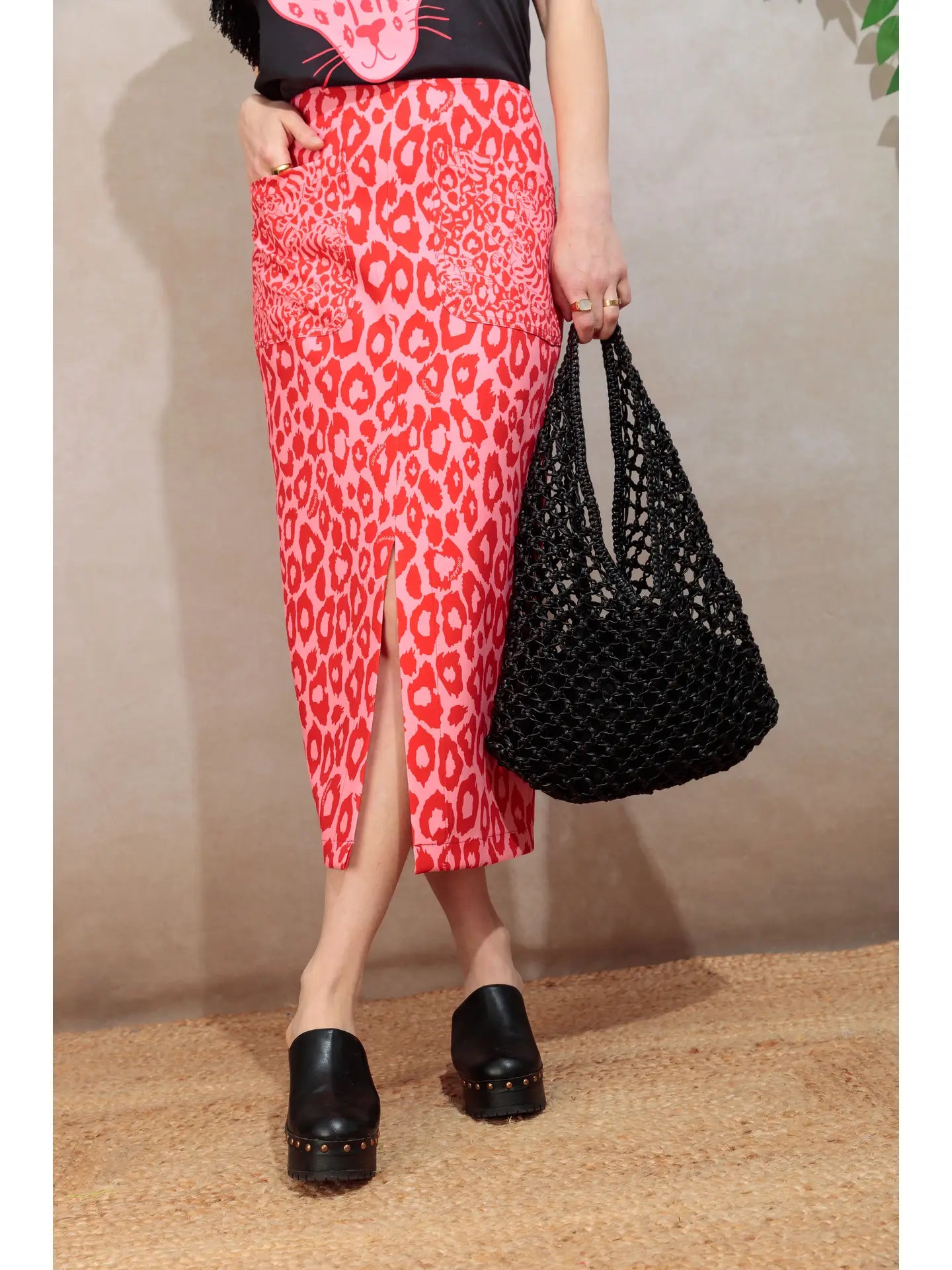 Stylish Long Pocket Skirt with Bengal Print - Perfect for Casual Outings, Beach Vacations, and Boho Fashion