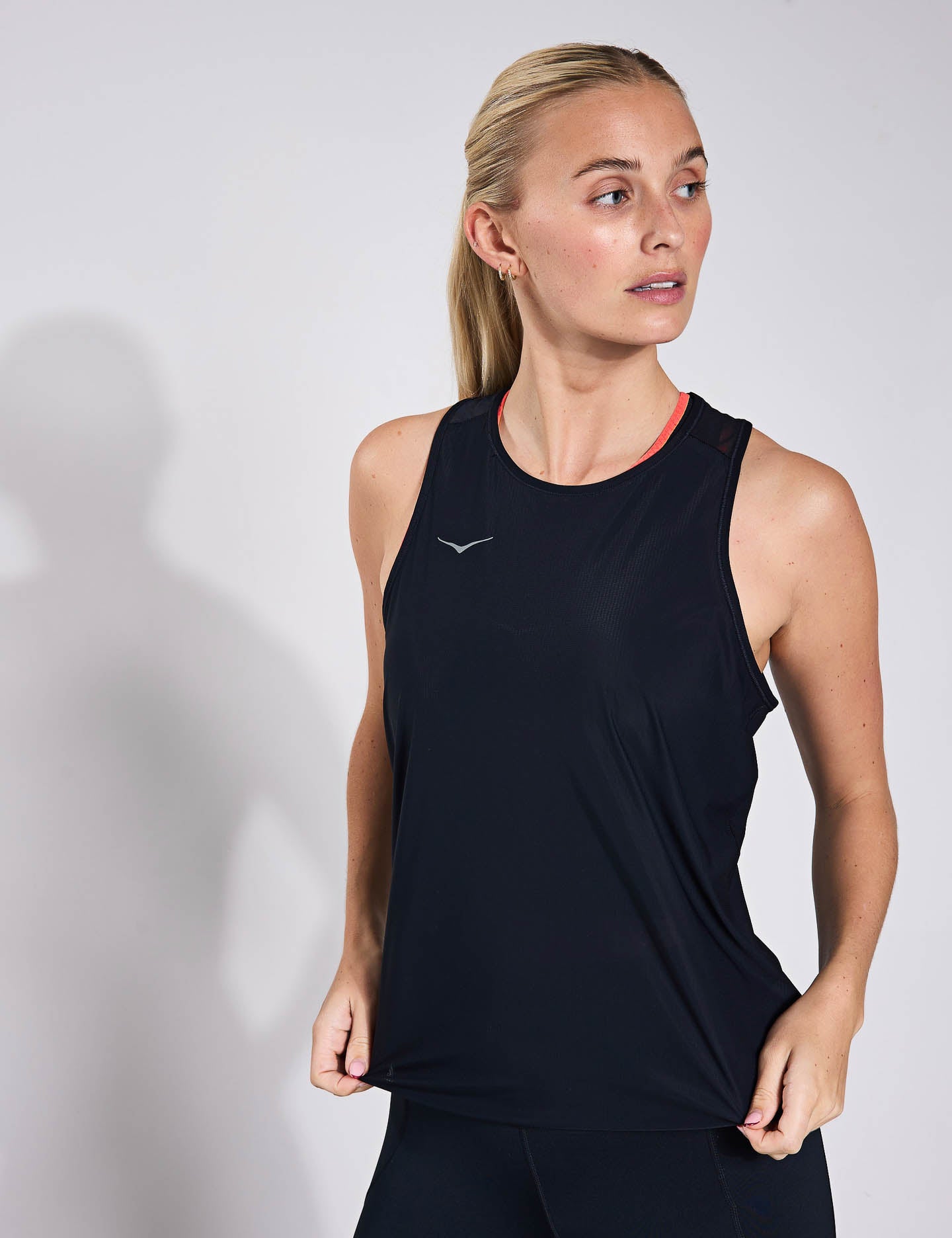 AIROLITE Run Tank Top for Women - Breathable Black Workout Shirt for Running, Yoga & Gym - Lightweight & Moisture-Wicking Activewear