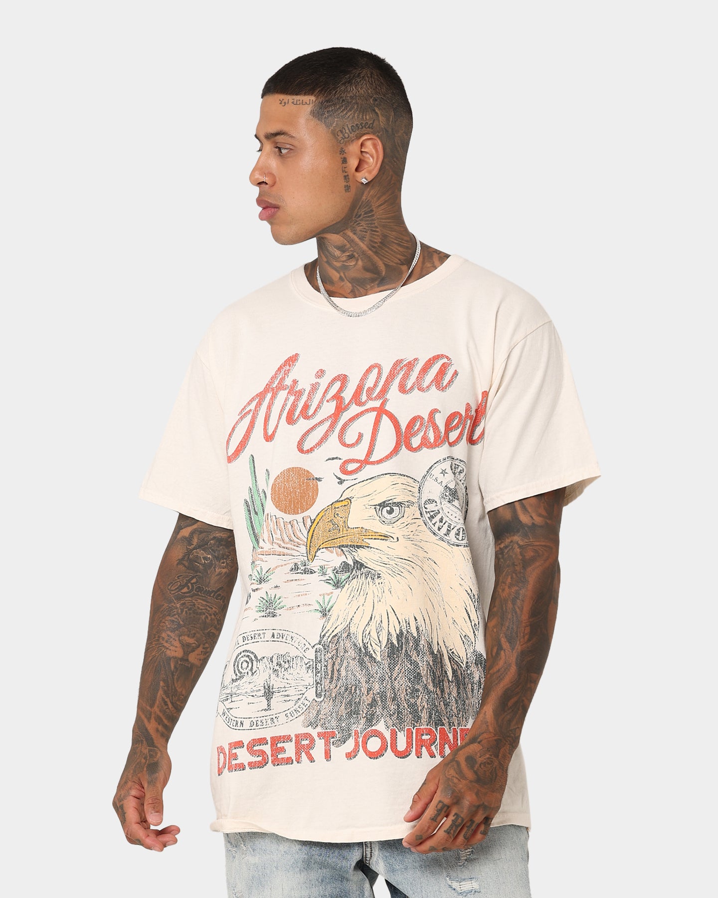 Vintage Arizona Desert Graphic T-Shirt for Men & Women - Soft Cotton Retro Tee - Off White - Perfect for Casual Wear, Road Trips & Outdoor Adventures