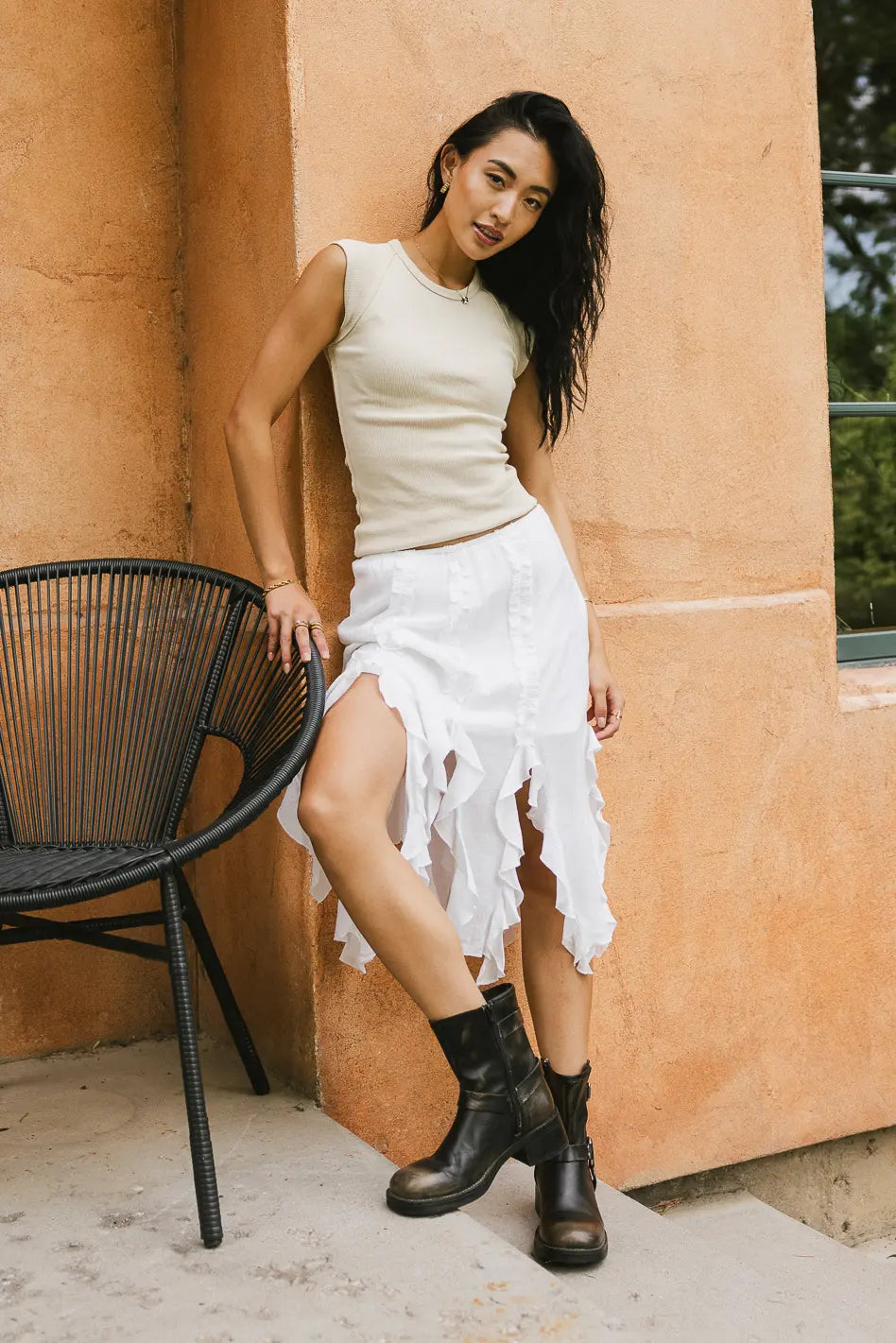 Stylish Arista Ruffled Midi Skirt in White - Women's Flowy Summer Skirt for Casual Outings & Beach Vacations