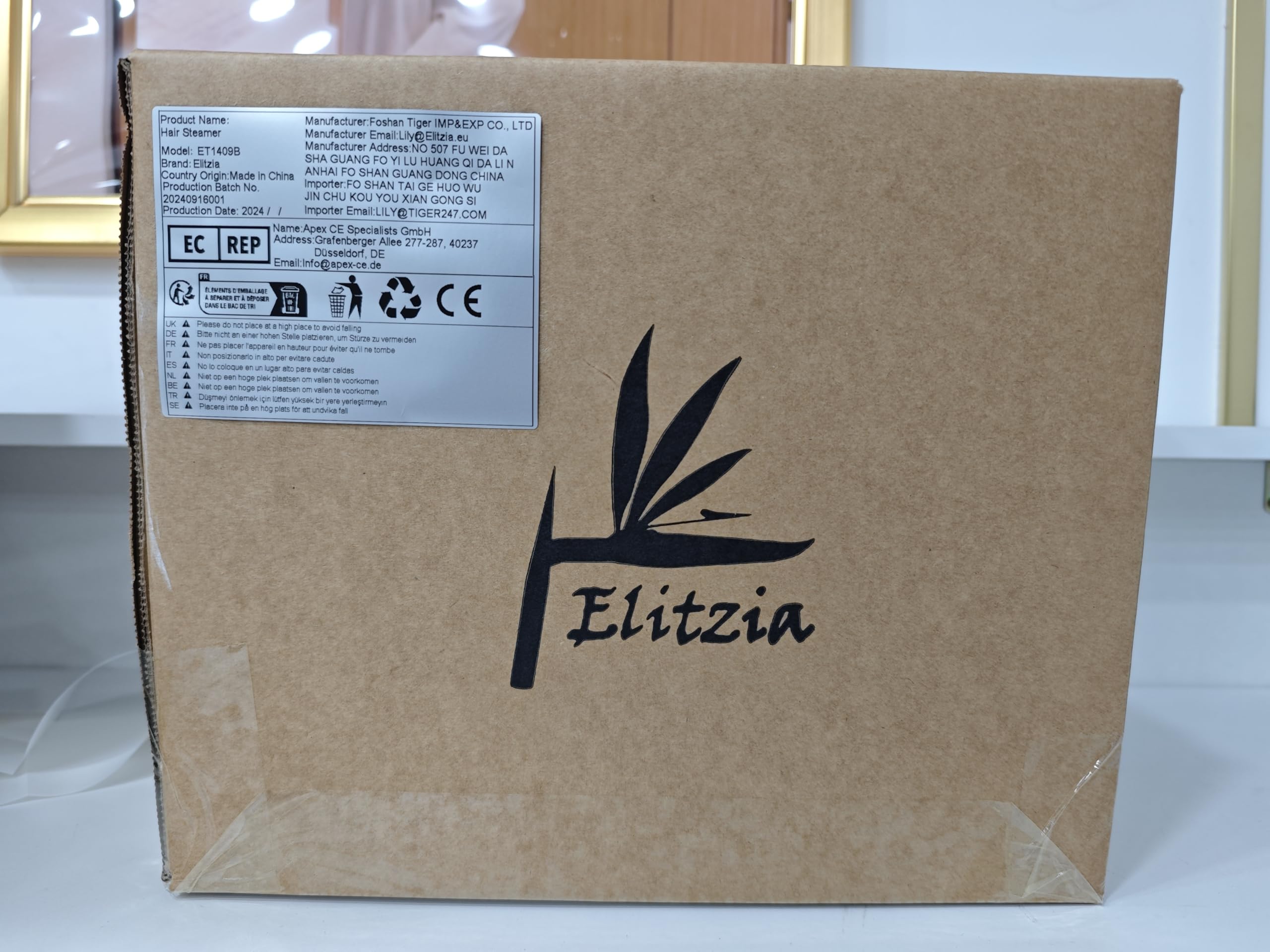 Elitzia ET1411 Flat Hair Iron for Hair Coloring & Repair - 15.8F Professional Salon Styling Tool for Damaged Hair Treatment - Perfect for Home Use & Salon Styling (Layflat Design)