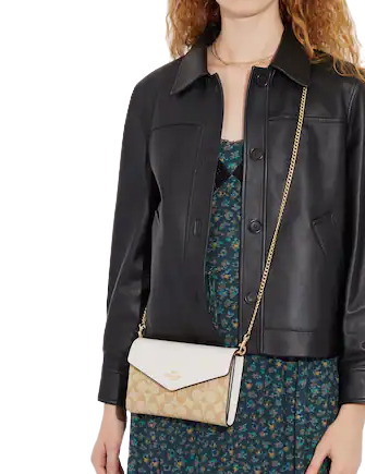 Coach Signature Canvas Envelope Clutch Crossbody Bag for Women | Stylish Shoulder Purse for Evening Parties, Date Nights & Special Occasions