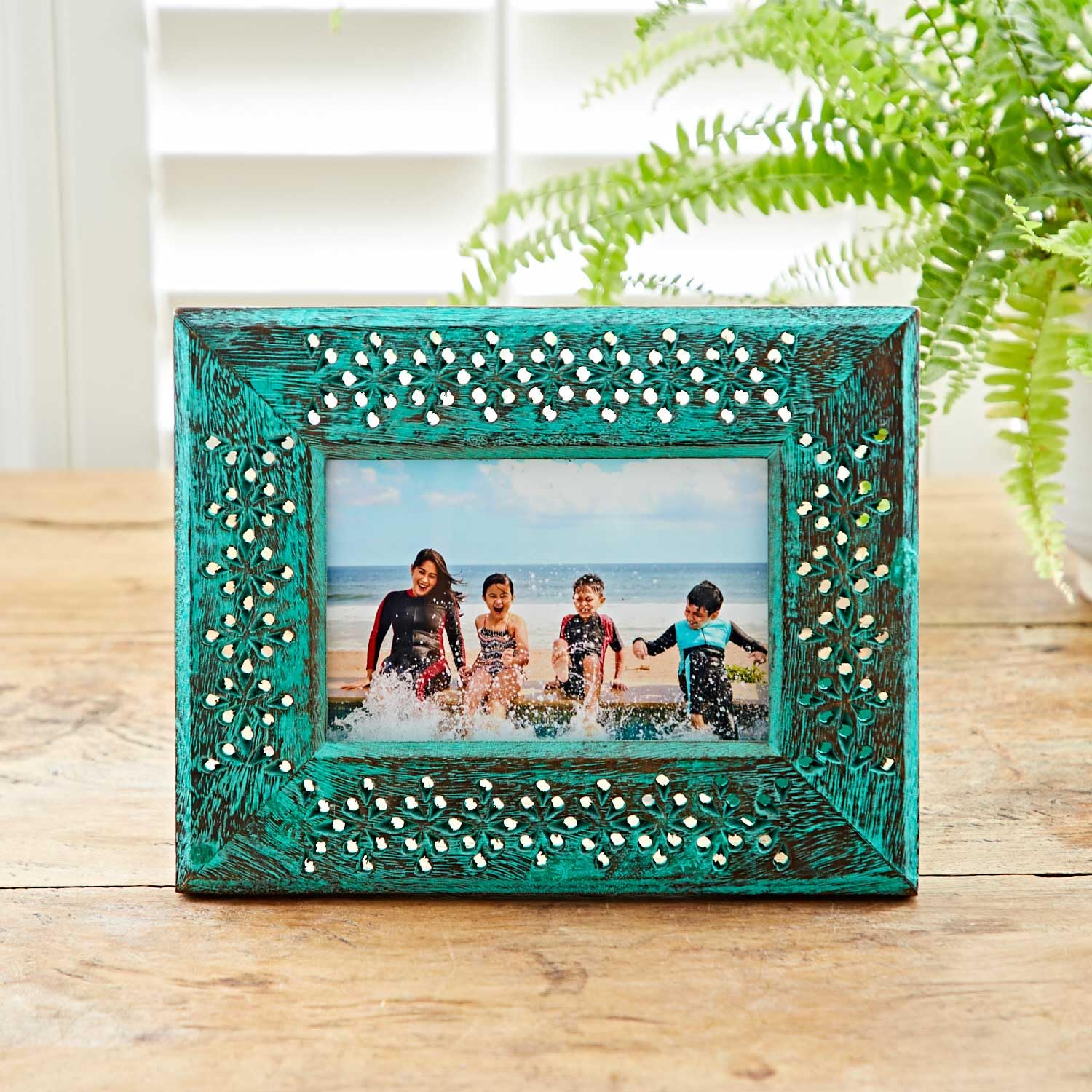 Premium Mango Wood Photo Frame for 6x4 Inch Pictures - Handmade Hara Paper Design - Perfect for Wall Decor, Home Office, and Gift Giving