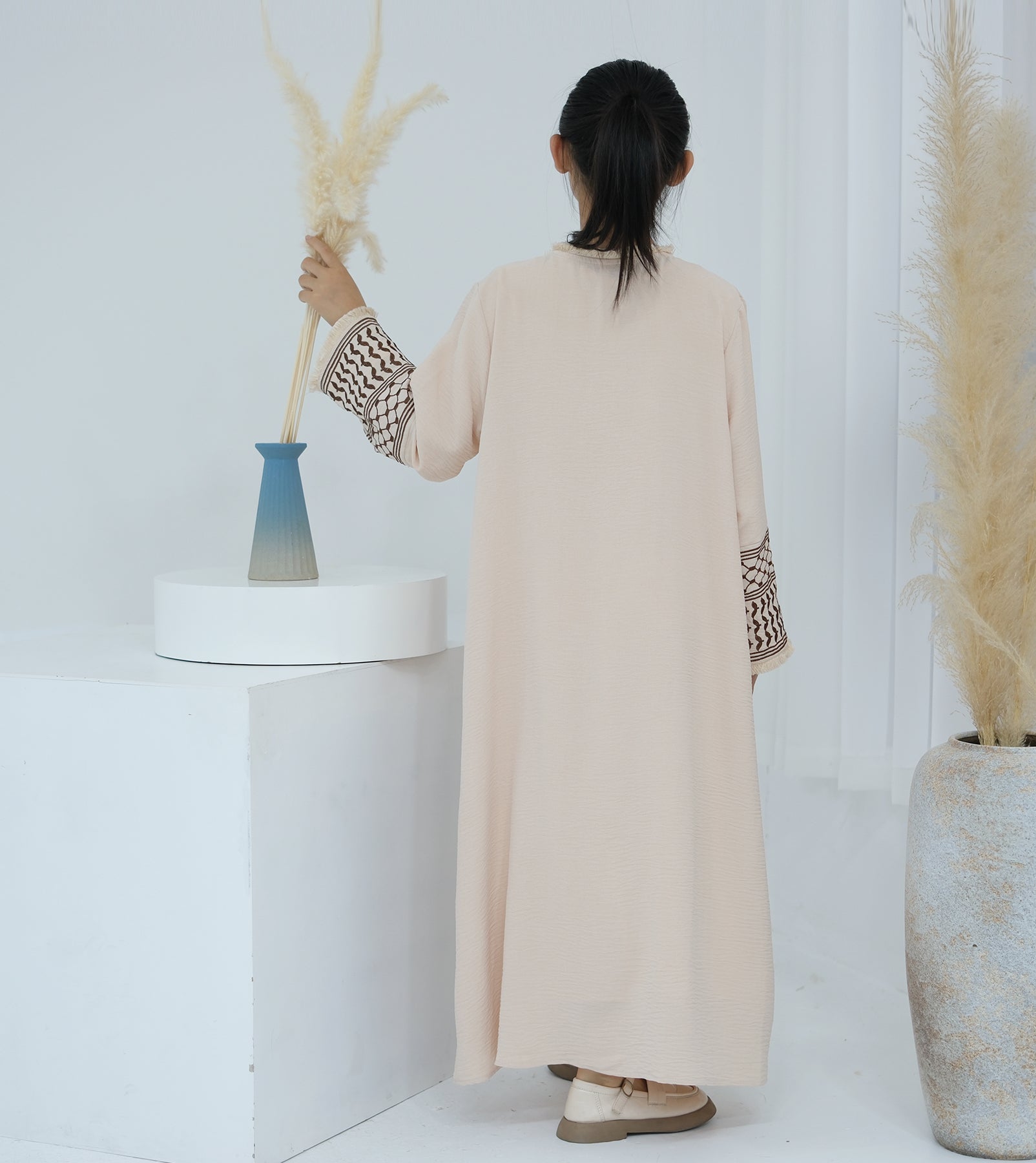 Kids Kufiya Open Abaya Sand - Traditional Islamic Dress for Girls - Perfect for Eid, Ramadan & Special Occasions
