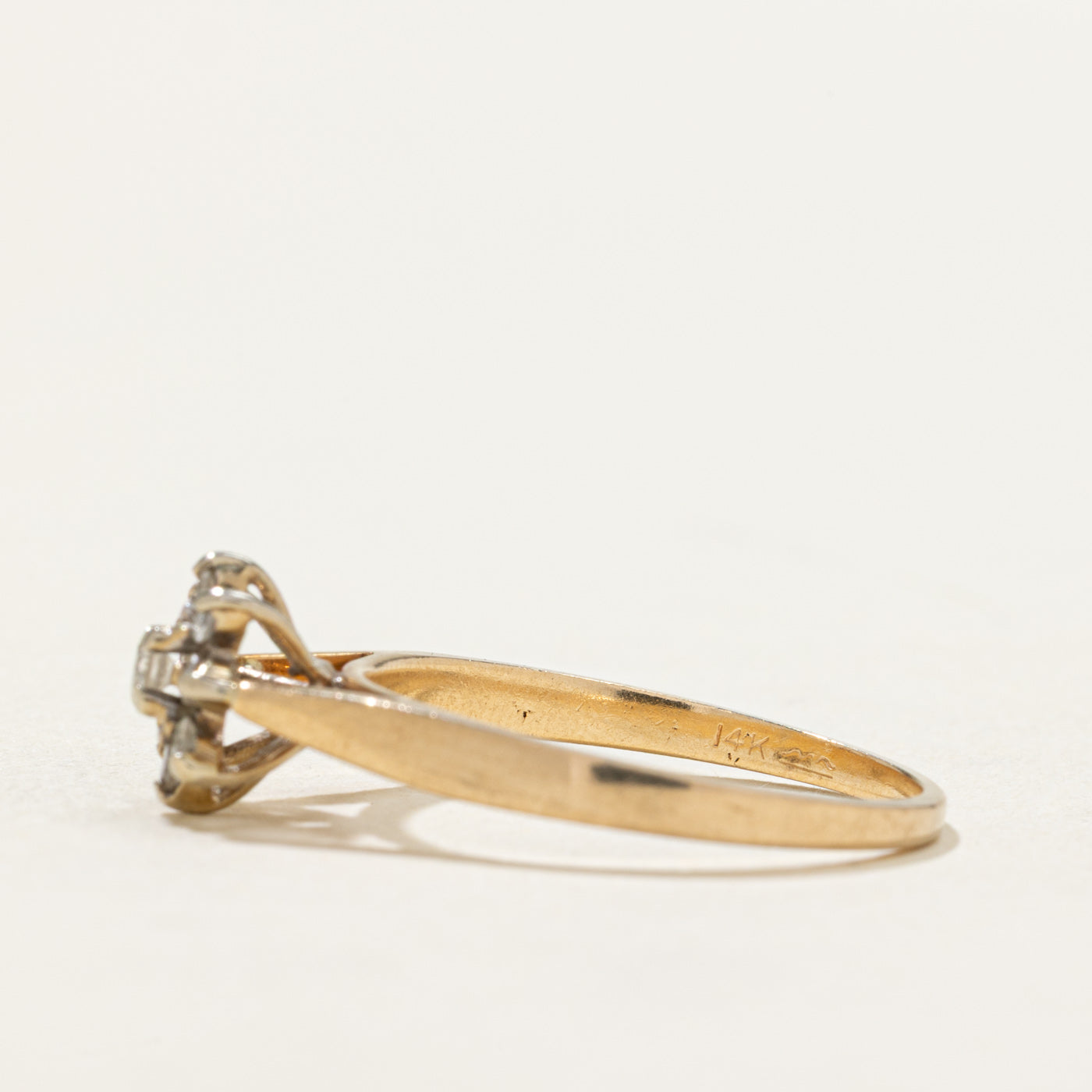 14K Gold Diamond Petal Ring - 0.15 Carat Total Weight - Size 6 - Elegant Wedding Band, Anniversary Gift for Her, Everyday Jewelry for Women