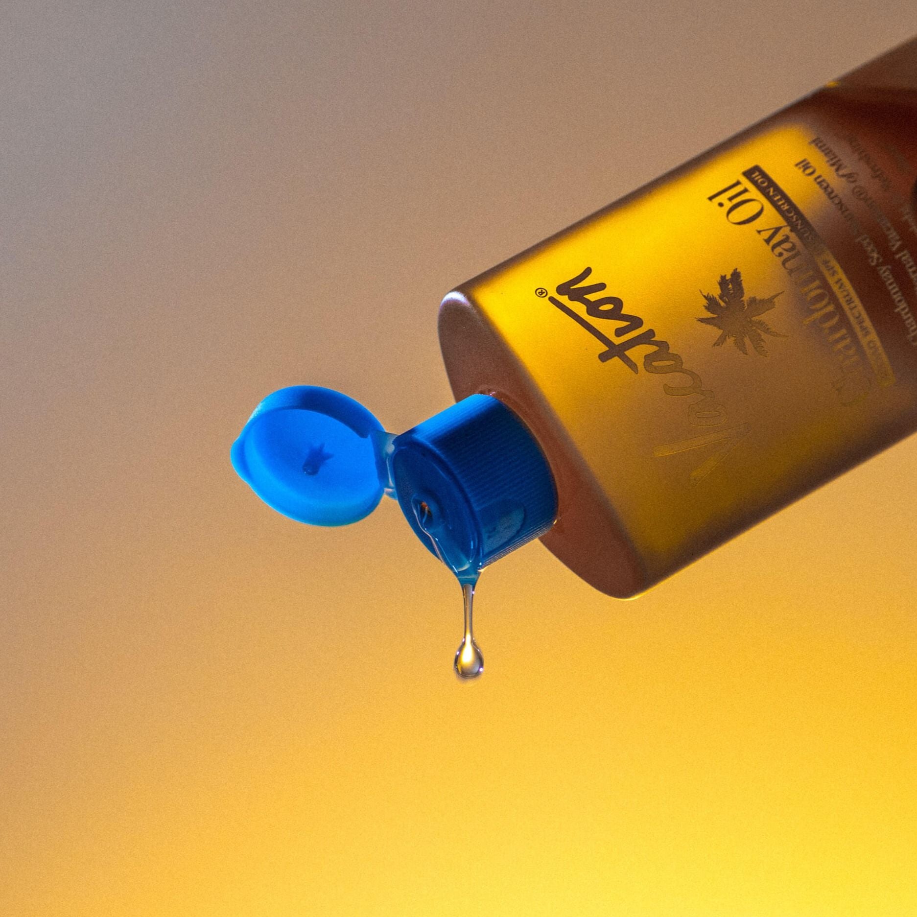 Chardonnay Oil SPF 30 - Natural Sunscreen for Face & Body - Moisturizing & Anti-Aging - Perfect for Beach, Pool & Outdoor Activities