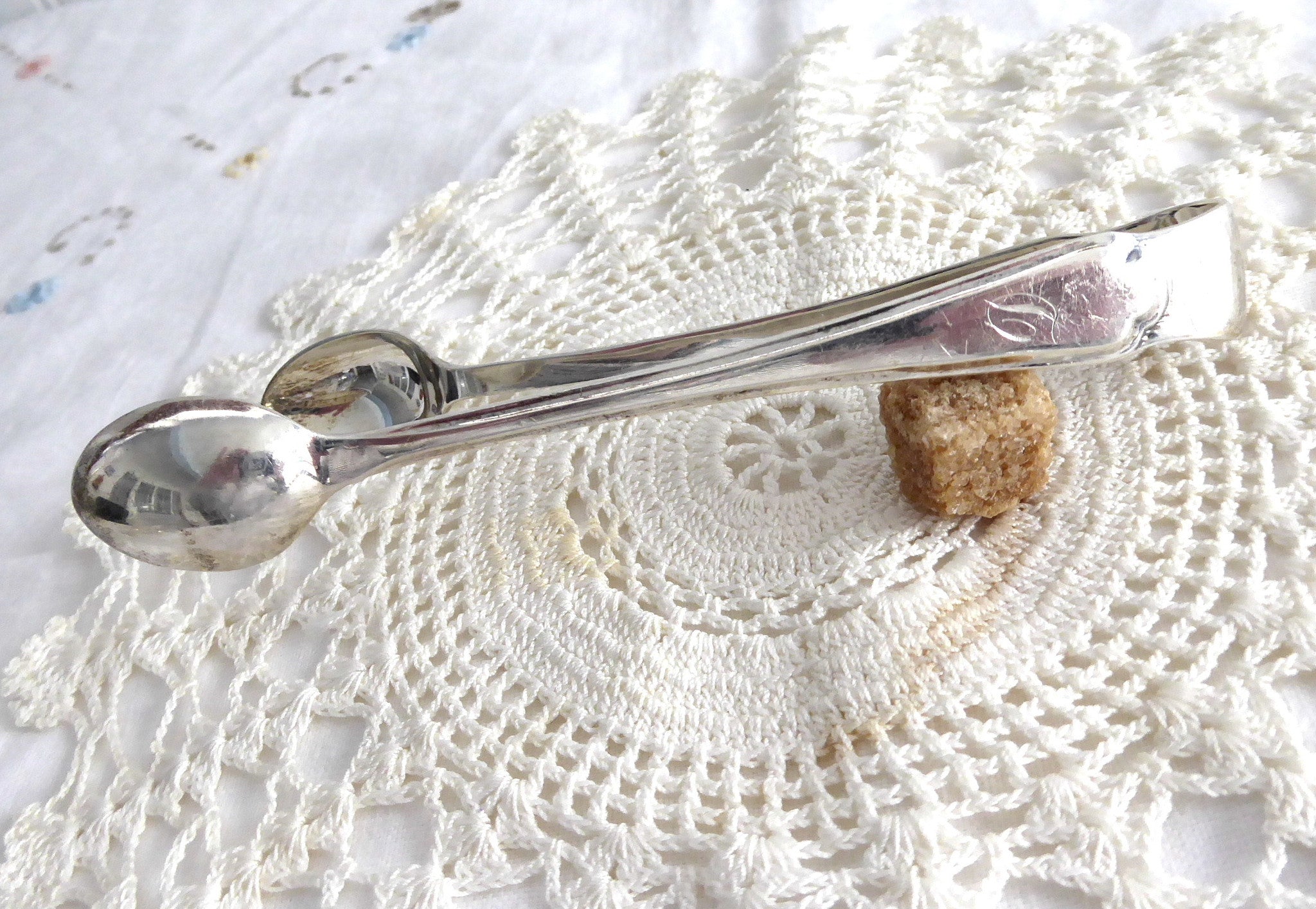 Antique Sterling Silver Sugar Tongs by Walker & Hall, Sheffield 1933, English Hallmarked with Initial C - Perfect for Vintage Tea Parties, Collectibles & Elegant Table Settings
