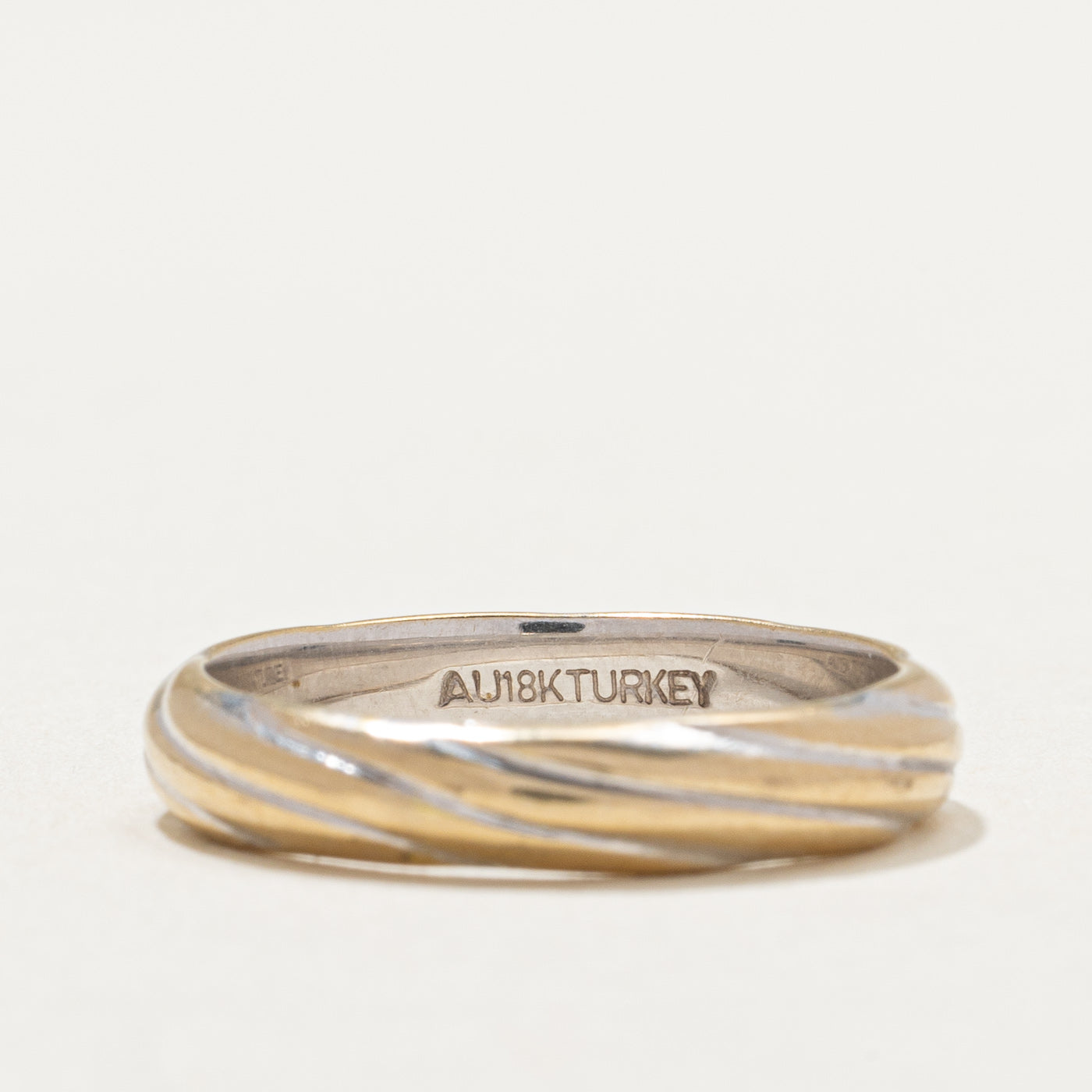 18K White Gold Twist Design Wedding Band Ring for Women - 3.9mm Wide Size 7 - Perfect for Engagement, Anniversary, and Special Occasion Gifts