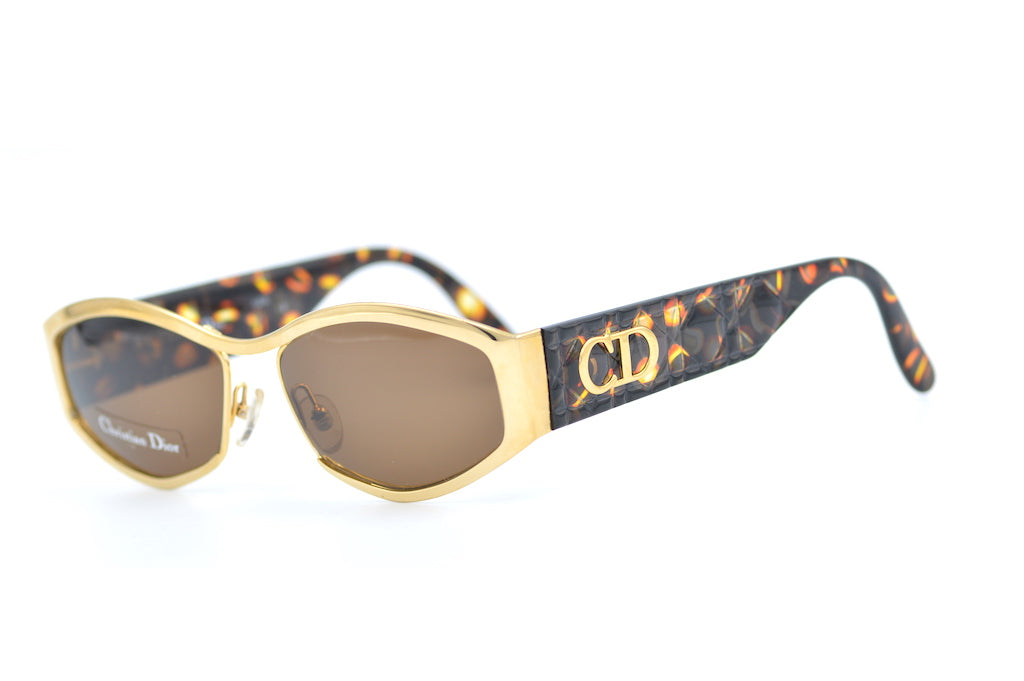 Christian Dior Sunglasses 2010 Collection Model 42A - Classic Luxury Aviator Style for Women - Perfect for Summer, Beach & Outdoor Fashion Accessories