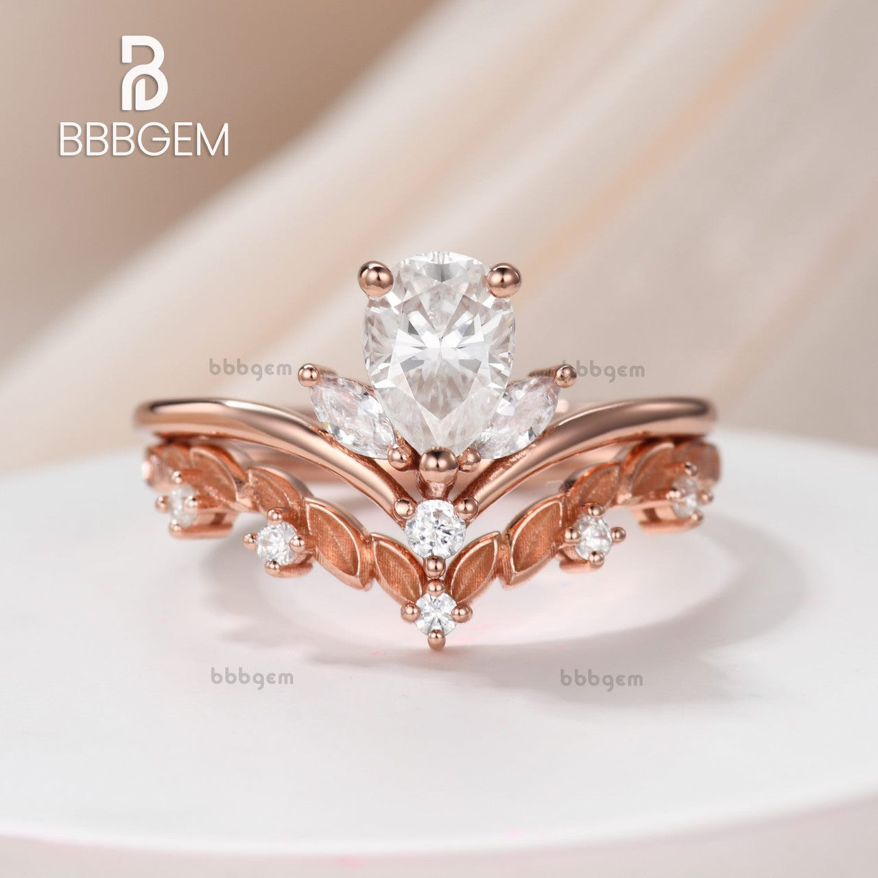 Pear & Marquise Floral Moissanite Engagement Ring Set with V-Shaped Leafy Wedding Band – Elegant Bridal Jewelry for Proposals, Anniversaries & Special Occasions