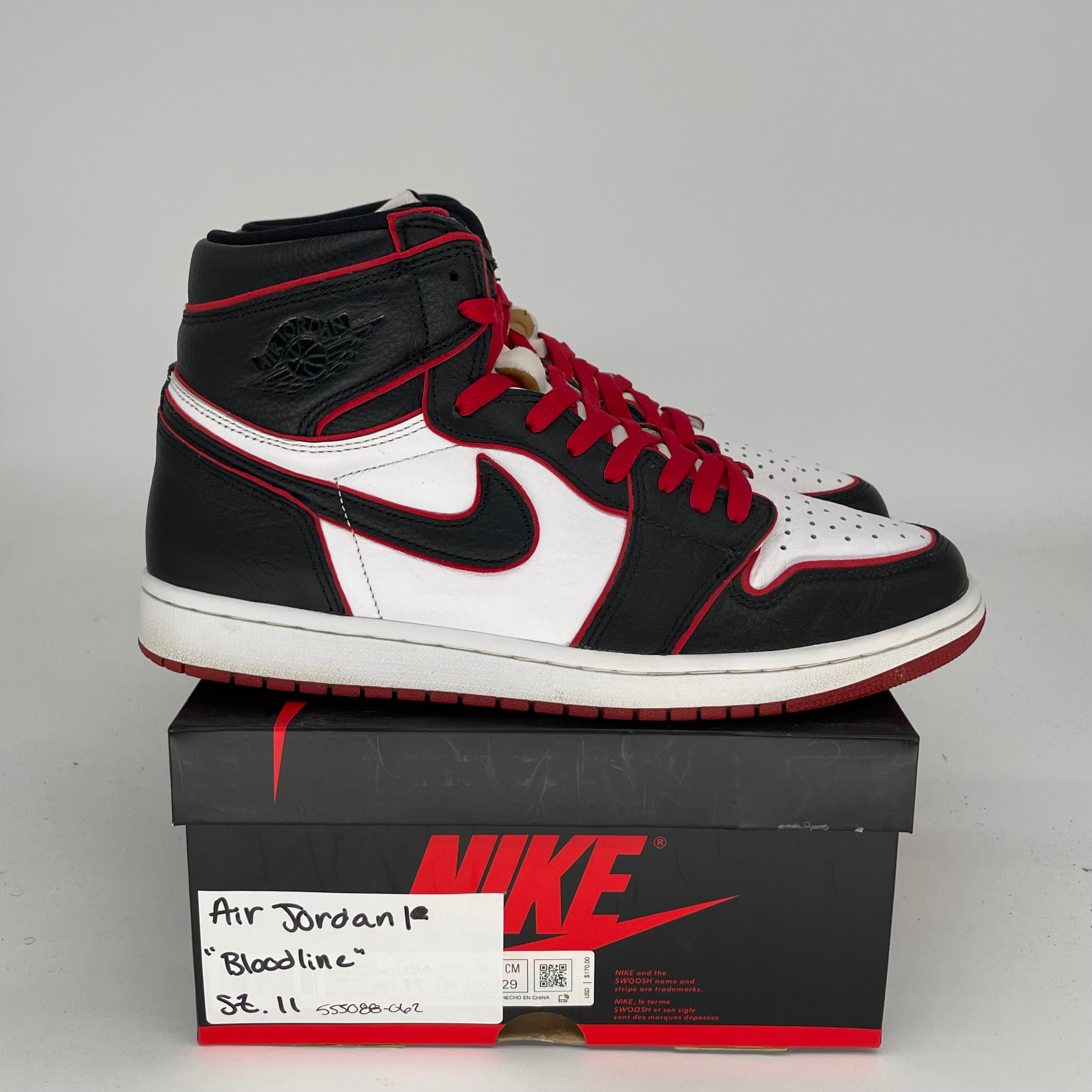 AIR JORDAN 1 BLOODLINE Men's Basketball Shoes Size 11 - Black/Red (555088-062) - Perfect for Streetwear, Sneaker Collecting & Casual Wear