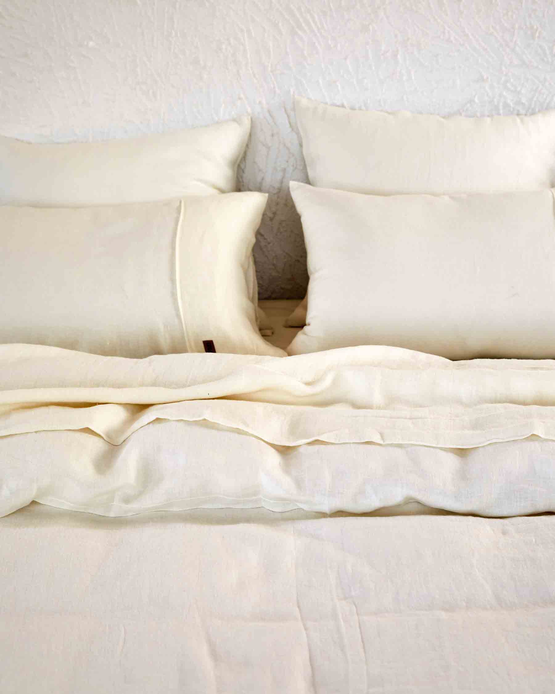 Premium Cloud Dancer Linen Pillowcases - Breathable & Soft 100% Natural Flax - Luxury Bedding for Hot Sleepers & Sensitive Skin - Perfect for Summer Nights & Allergy Relief