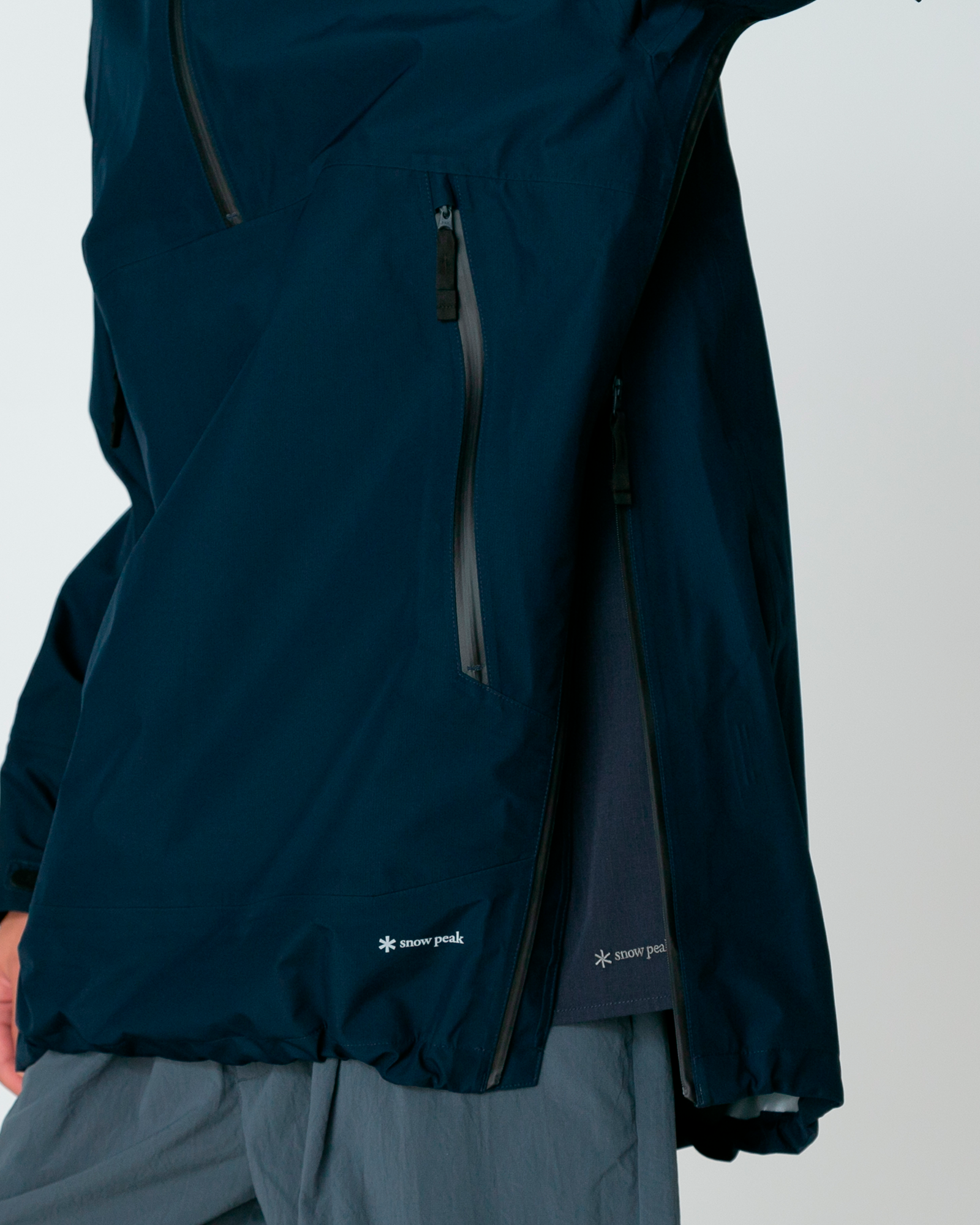 GORE-TEX Waterproof Rain Pullover Jacket for Men & Women - Lightweight Windproof Hiking & Outdoor Activities