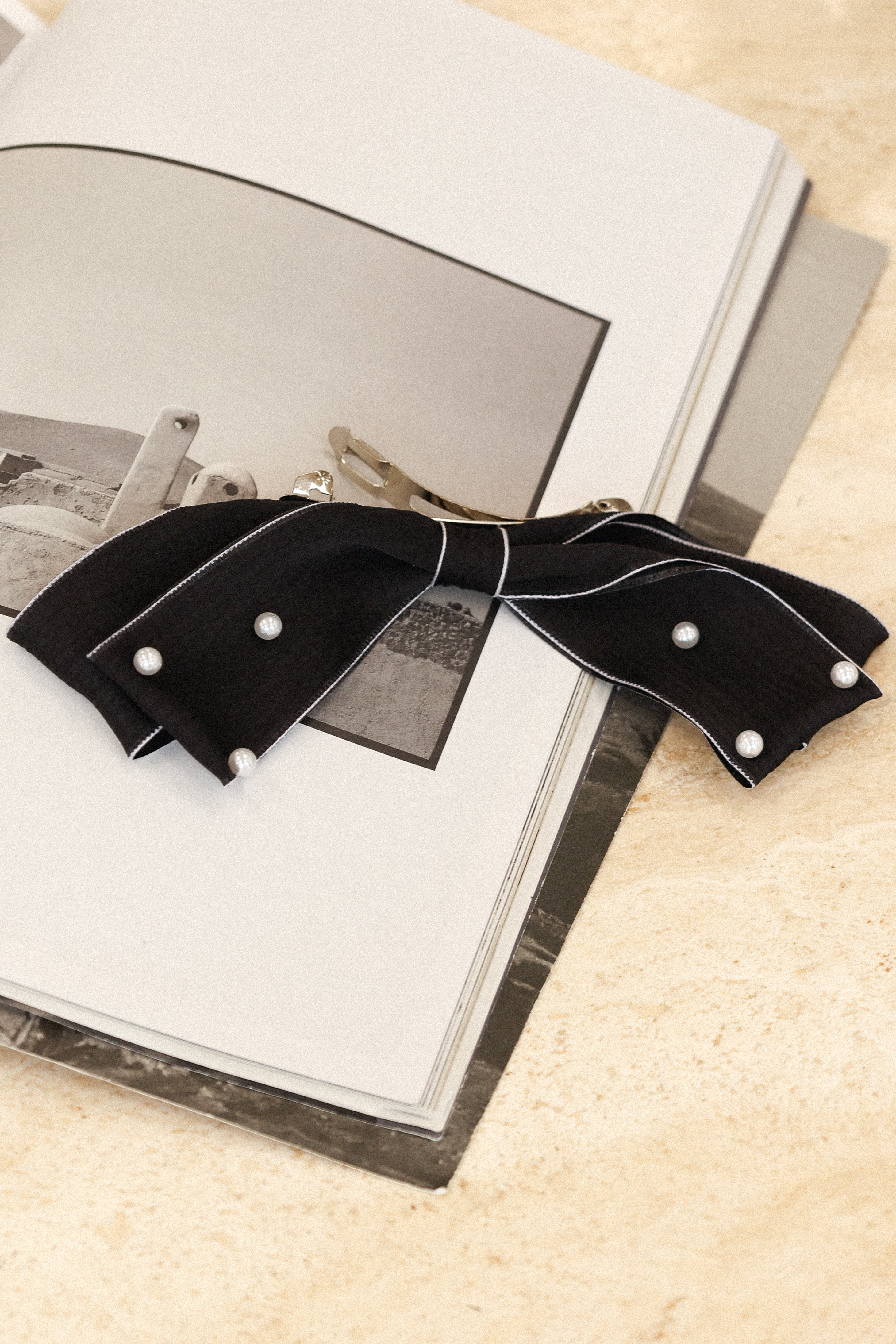 Elegant Astor Bow Hair Clip - Black Hair Accessory for Women & Girls | Perfect for Weddings, Parties & Everyday Style