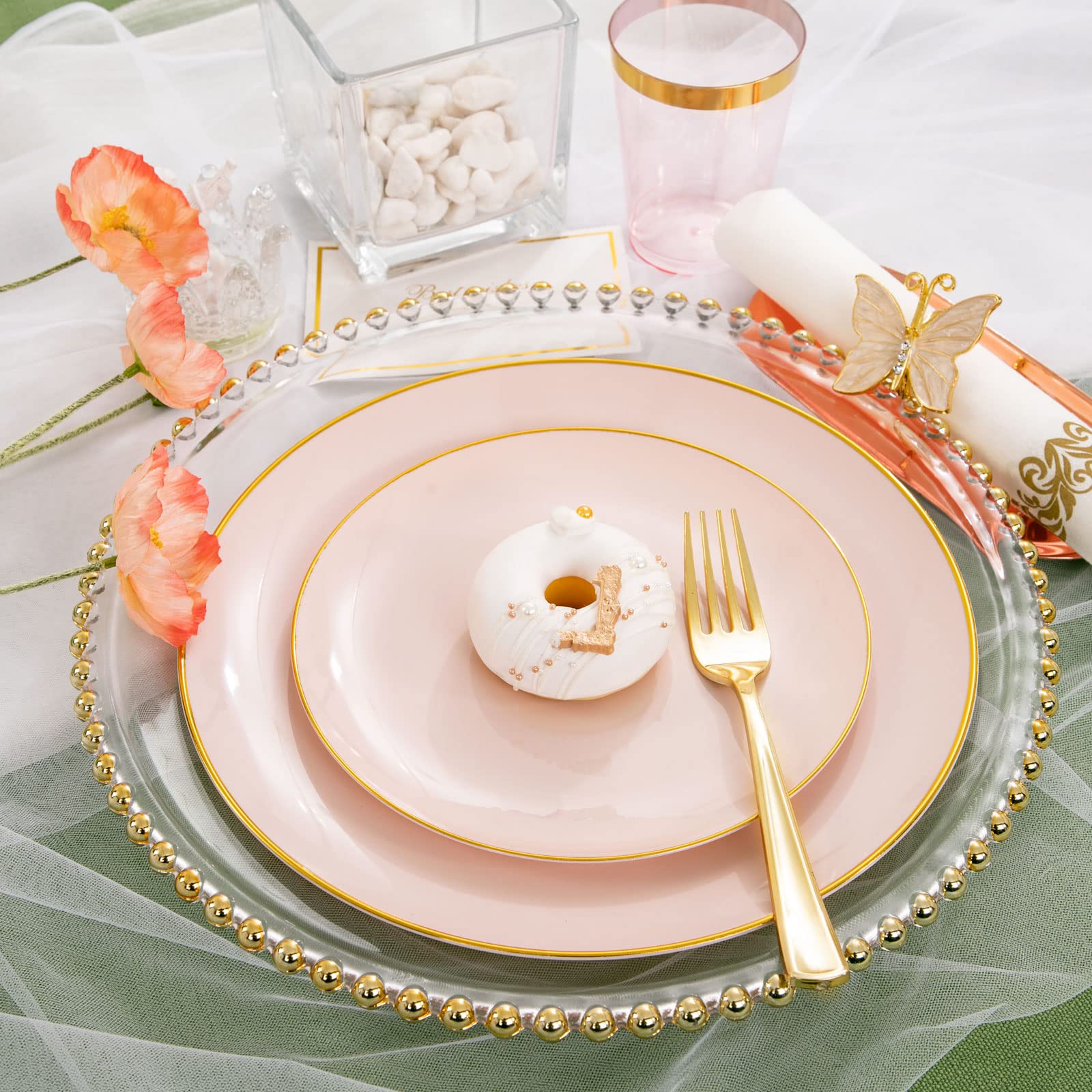 210-Piece Pink Plastic Dinnerware Set with Gold Silverware - Includes 30 Dinner Plates, 30 Dessert Plates, 90 Gold Cutlery, 30 Gold Cups & 30 Napkins - Elegant Pink & Gold Tableware for Mother's Day, Bridal Showers & Birthday Parties