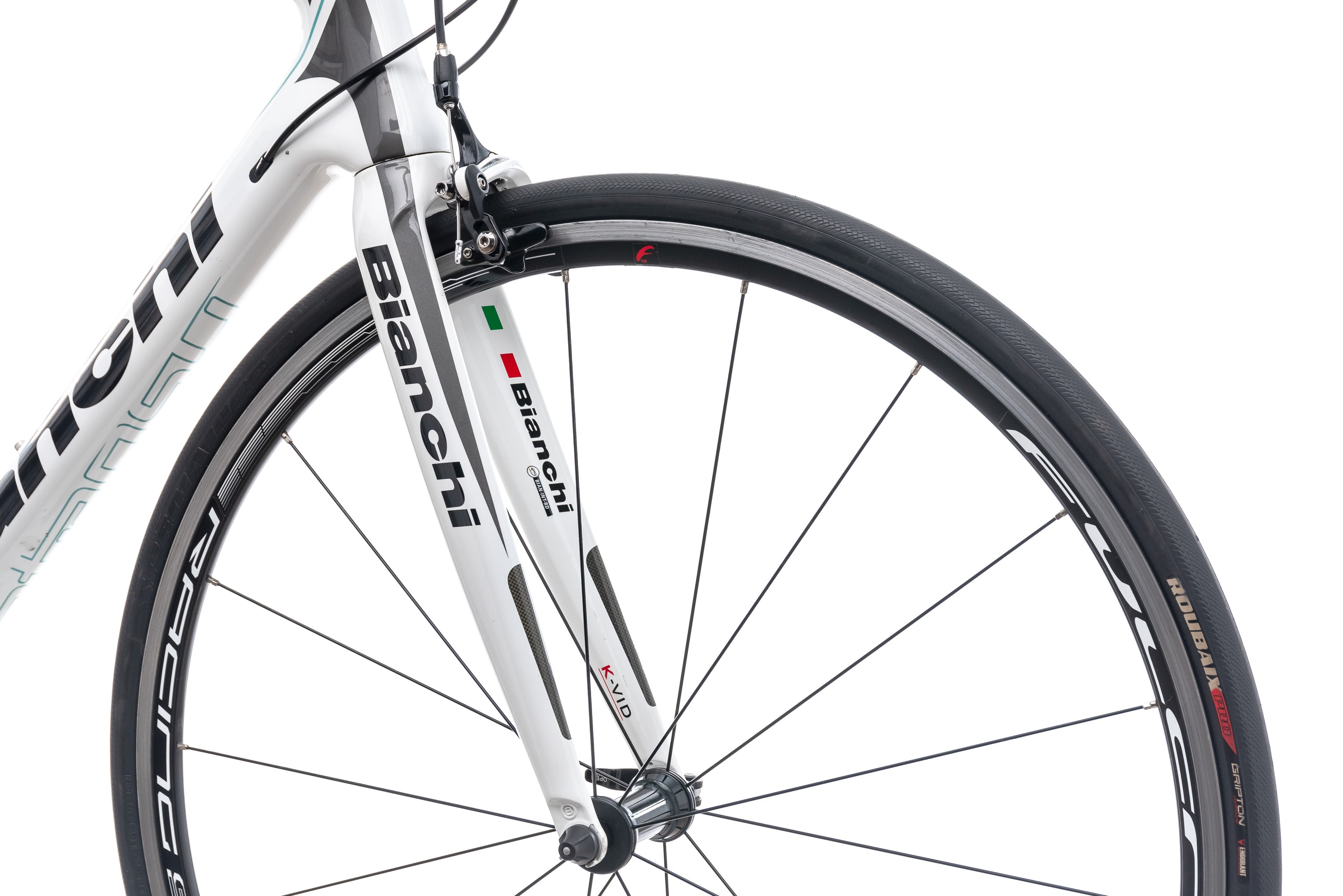 Bianchi Intenso 55cm Road Bike - Lightweight Carbon Frame, Shimano 105 Groupset (2015 Model) | Perfect for Road Racing, Commuting & Long-Distance Cycling