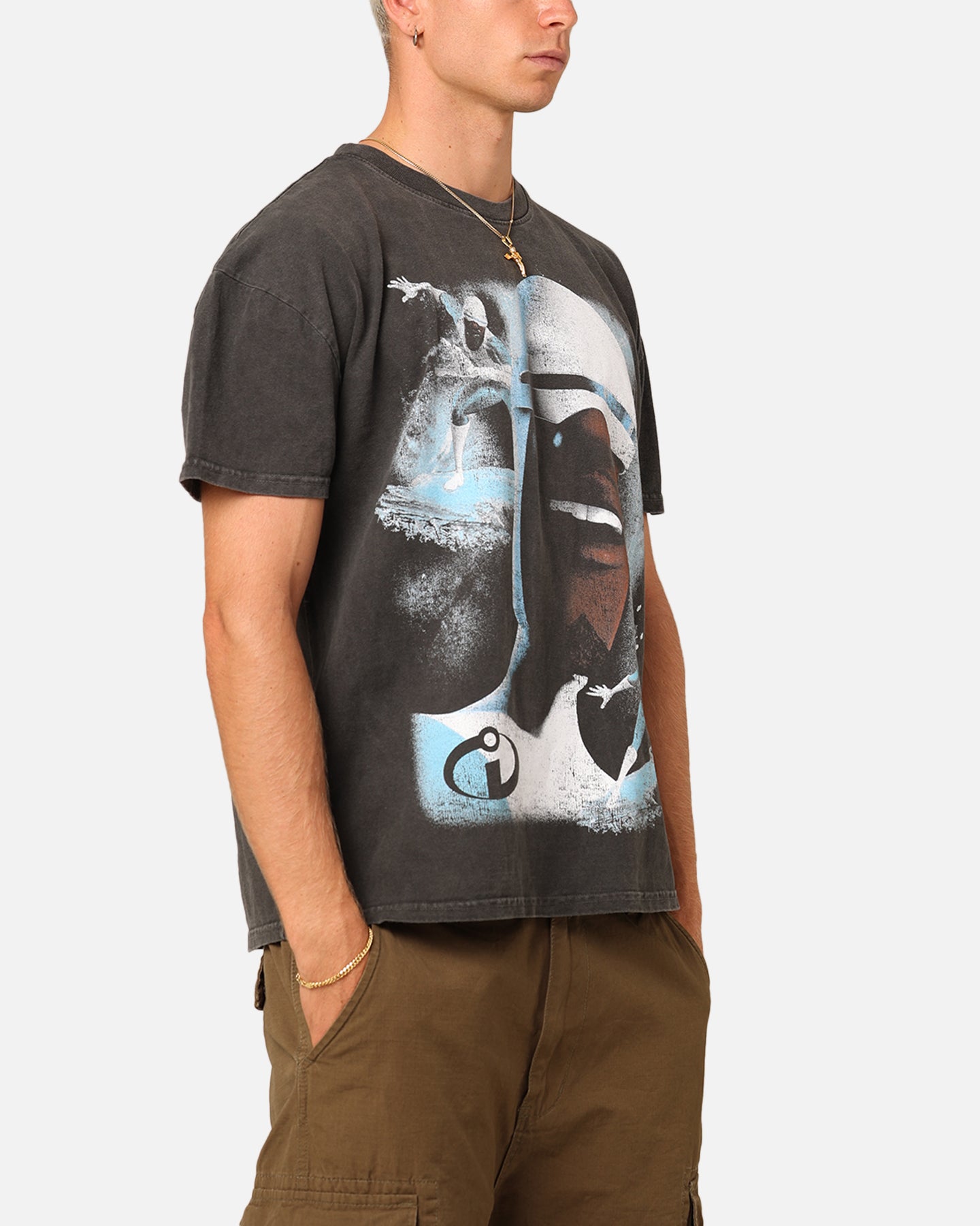 Pixar Frozone Heavyweight T-Shirt for Men - Black Wash Vintage Style | Perfect for Cosplay, Movie Nights & Superhero Fans