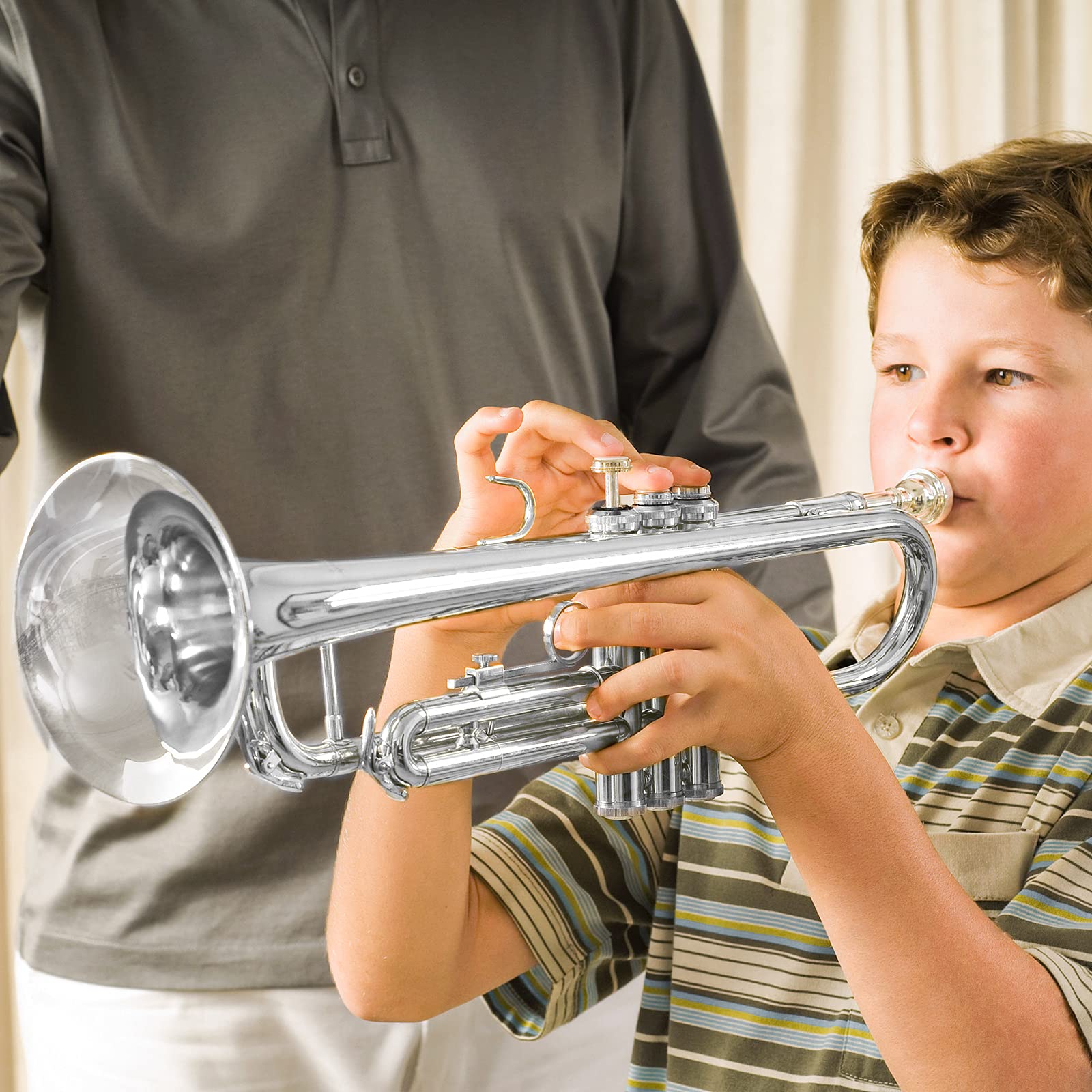 Vangoa Bb Standard Trumpet - Professional Brass Silver Student Trumpet Instrument for School Band & Orchestra | Beginner & Adult Players | Includes Hard Case, Cleaning Kit, Stand, 7C Mouthpiece, Gloves & Valve Oil | Perfect for Music Lessons, Performances & Practice Sessions