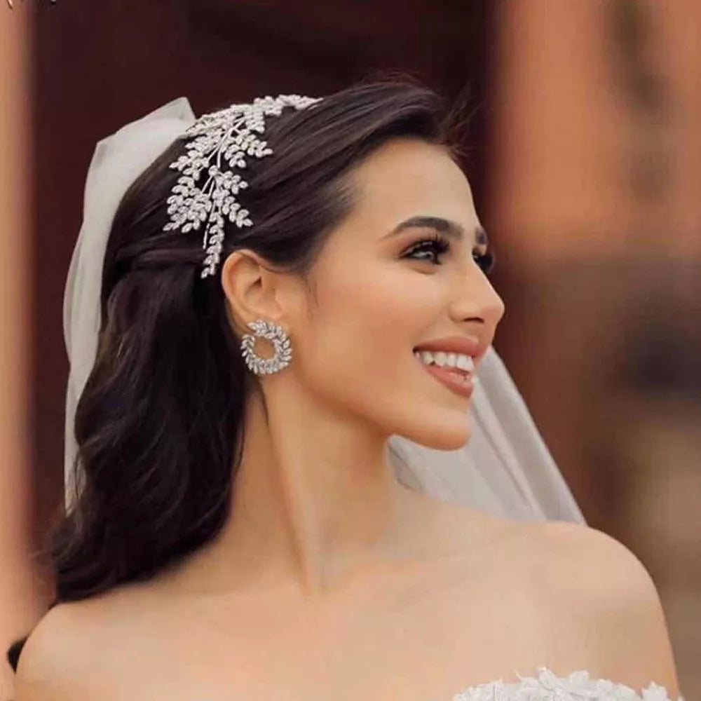 Elegant Crystal Leaf Bridal Headband - Sparkling Hair Accessory for Weddings, Prom & Special Occasions