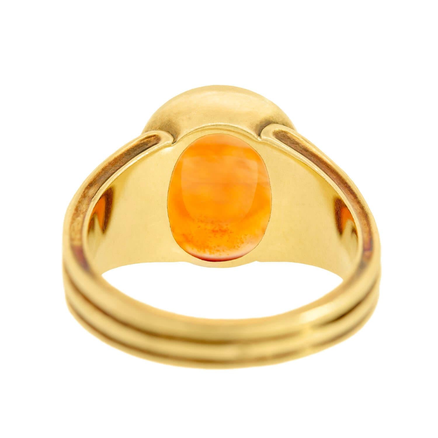 18K Gold Victorian Style Carved Carnelian Signet Ring for Men - Elegant Antique Jewelry Gift for Weddings, Engagements & Formal Occasions
