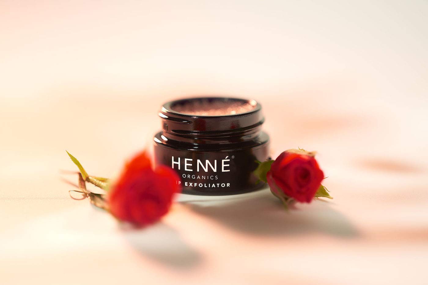 Henné Organics Natural Organic Sugar Lip Scrub Exfoliator - Rose Diamonds Flavor for Soft Smooth Lips - Perfect for Dry Chapped Lips Care & Pre-Makeup Prep
