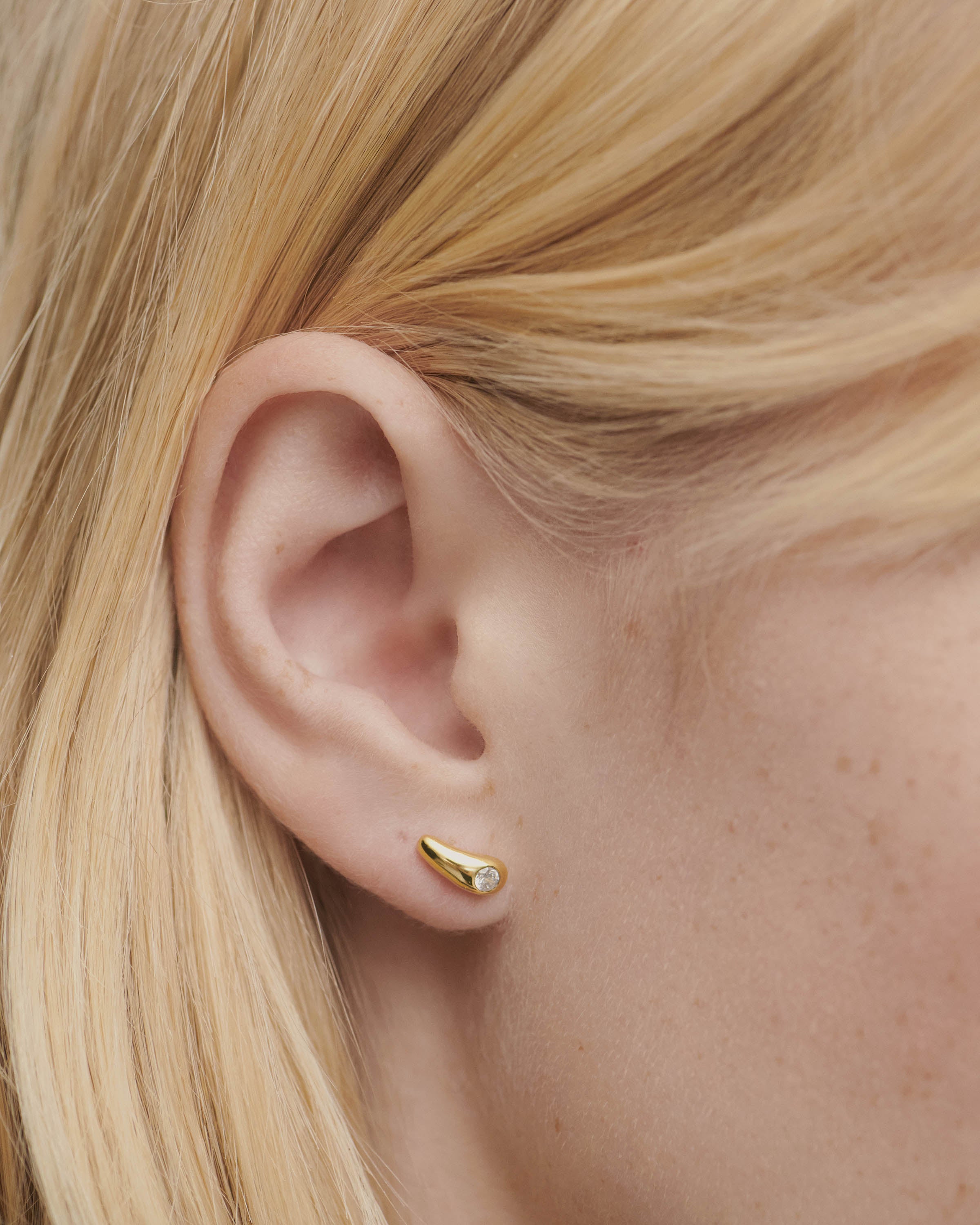 GRID 2 Serena Stud Hoops - 14K Gold Plated Earrings for Women, Minimalist Small Hoop Earrings for Daily Wear, Perfect Gift for Her - Ideal for Work, Date Night & Special Occasions