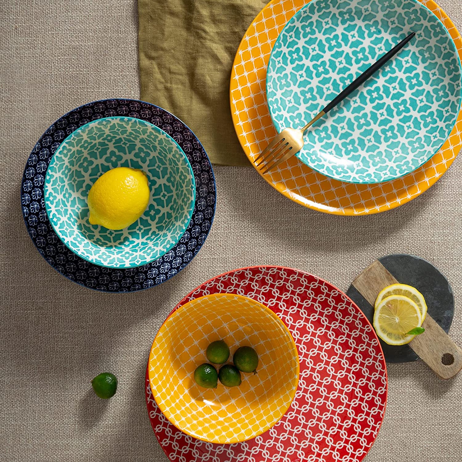 Premium 12-Piece Ceramic Dinnerware Set for 4 - Elegant Stoneware Plates, Bowls & Mugs - Perfect for Family Dinners, Entertaining Guests & Everyday Use