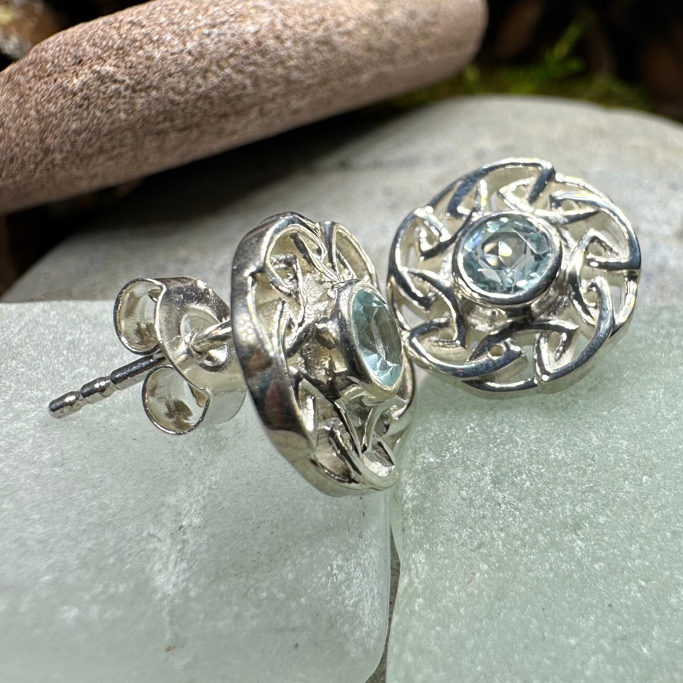 Alfiva Celtic Knot Earrings for Women - Sterling Silver Irish Claddagh Design - Perfect for St. Patrick's Day, Weddings & Celtic-Themed Events