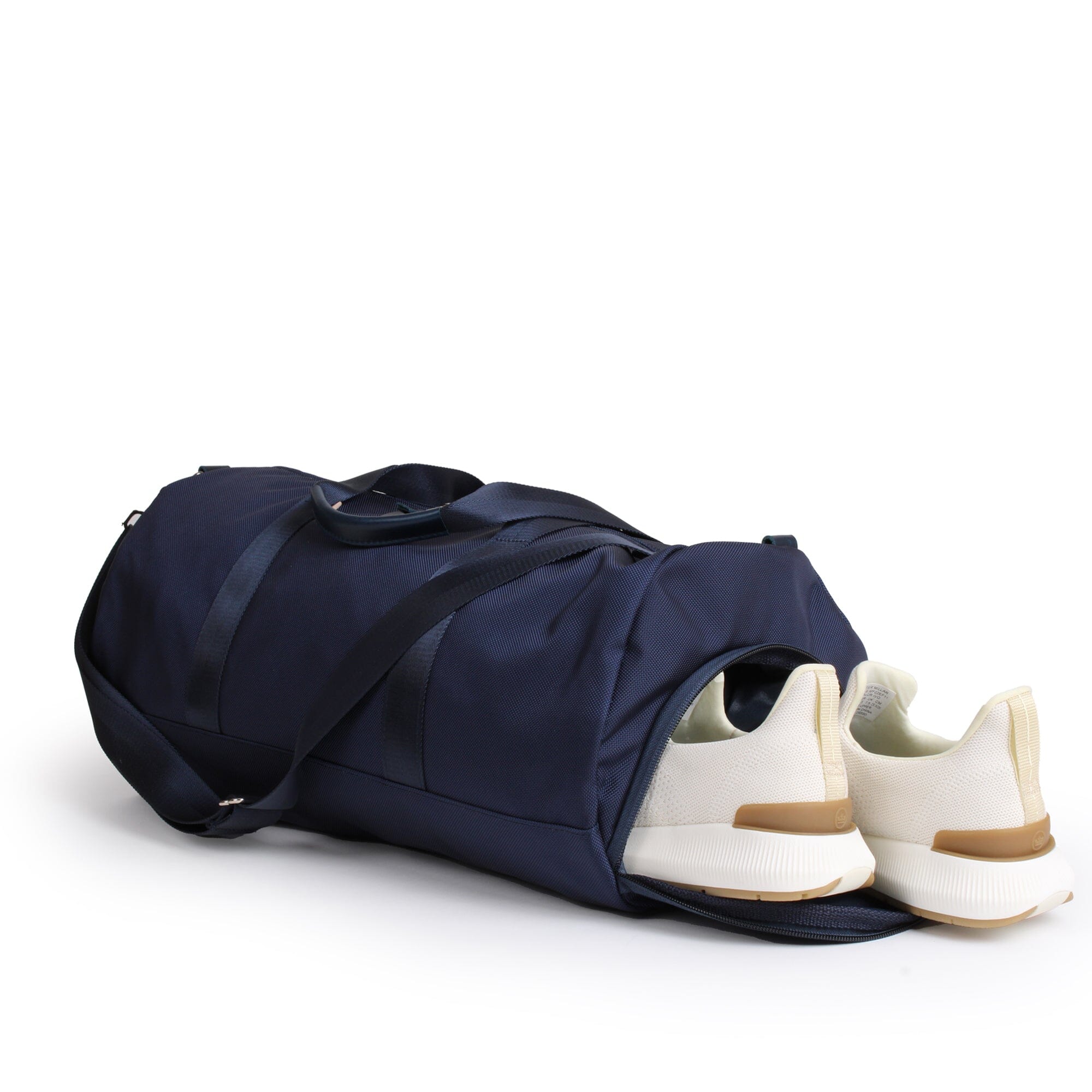 Hudson Sutler Monterey Overnight Duffel Bag - Durable Ballistic Nylon Travel Bag for Men & Women - Navy Blue Carry-On Luggage - Perfect for Business Trips, Gym & Weekend Getaways