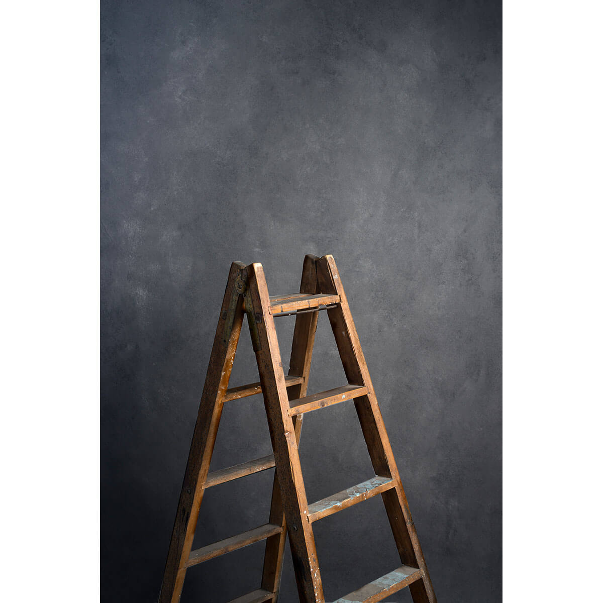 2 x 3m Neutral Grey Hand Dyed Studio Backdrop - Premium Photography Background for Portraits, Product Shoots & Video Production