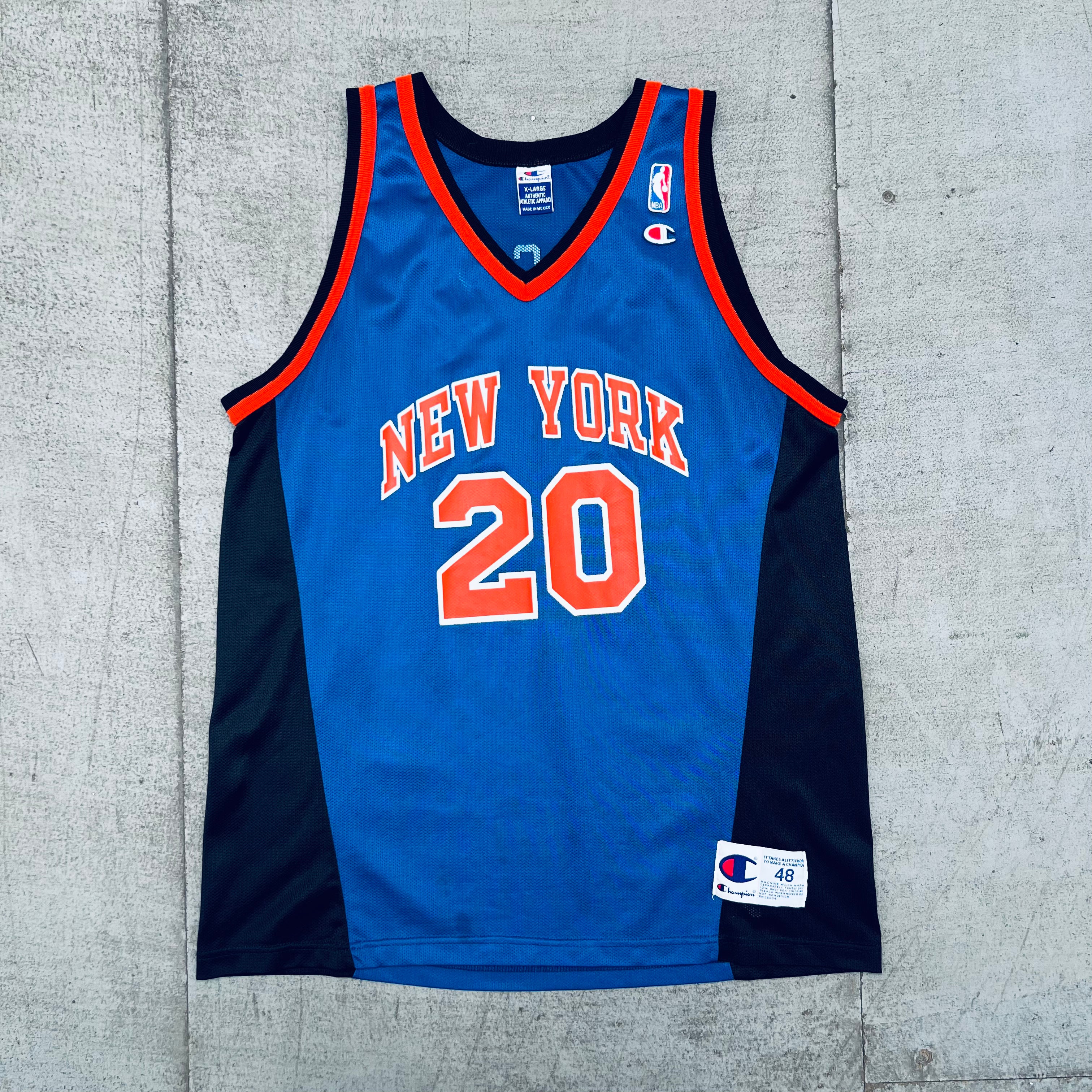 Authentic New York Knicks Allan Houston 1998-99 NBA Championship Replica Jersey - Size L/XL - Perfect for Game Day, Fan Events & Basketball Collectors
