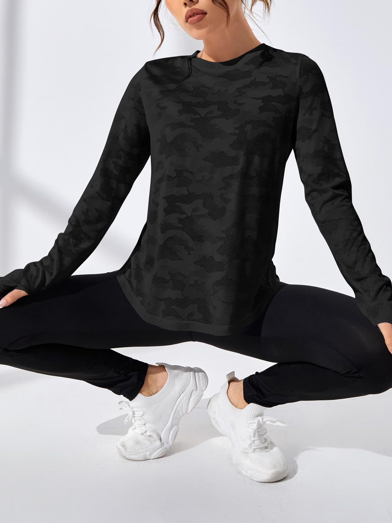 SweatyRocks Women's Lightweight Long Sleeve Workout Shirt - Criss Cross Back Activewear Top for Yoga, Gym & Running - Moisture Wicking Athletic Tee for Women's Fitness & Training