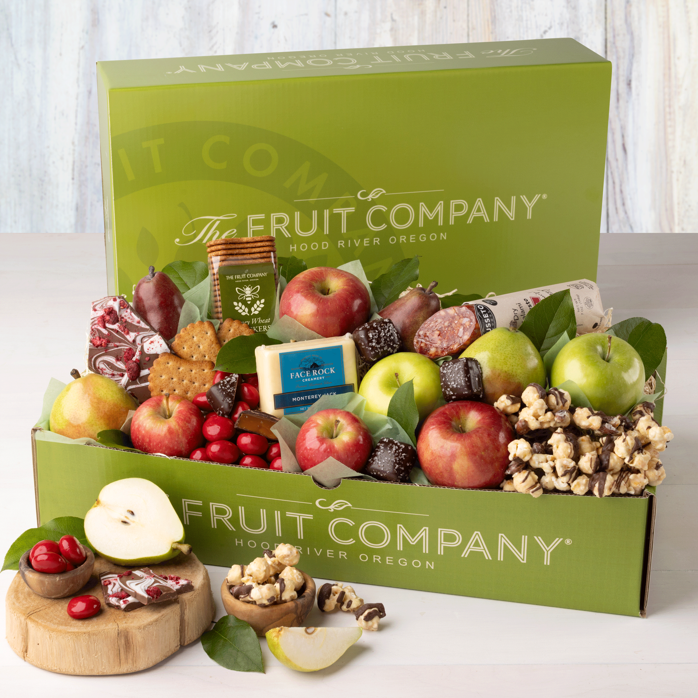 Elegant Grand Congratulations Gift Box - Premium Gift Set for Graduation, Wedding & Special Occasions - Perfect for Celebrations & Milestones