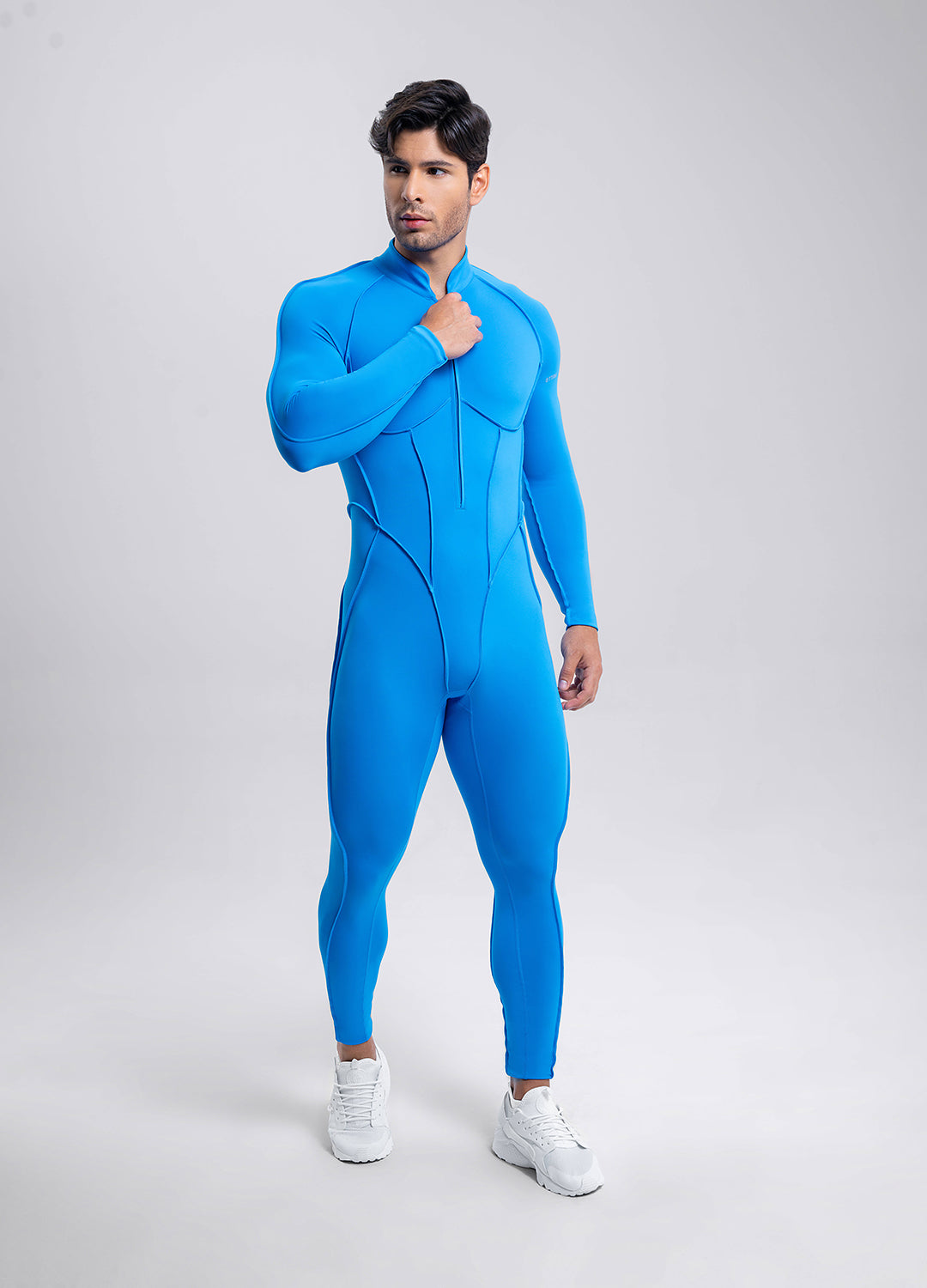 Full Length Hero Suit - High-Quality Costume for Cosplay, Halloween & Comic Con - Perfect for Superhero Fans & Dress-Up Parties