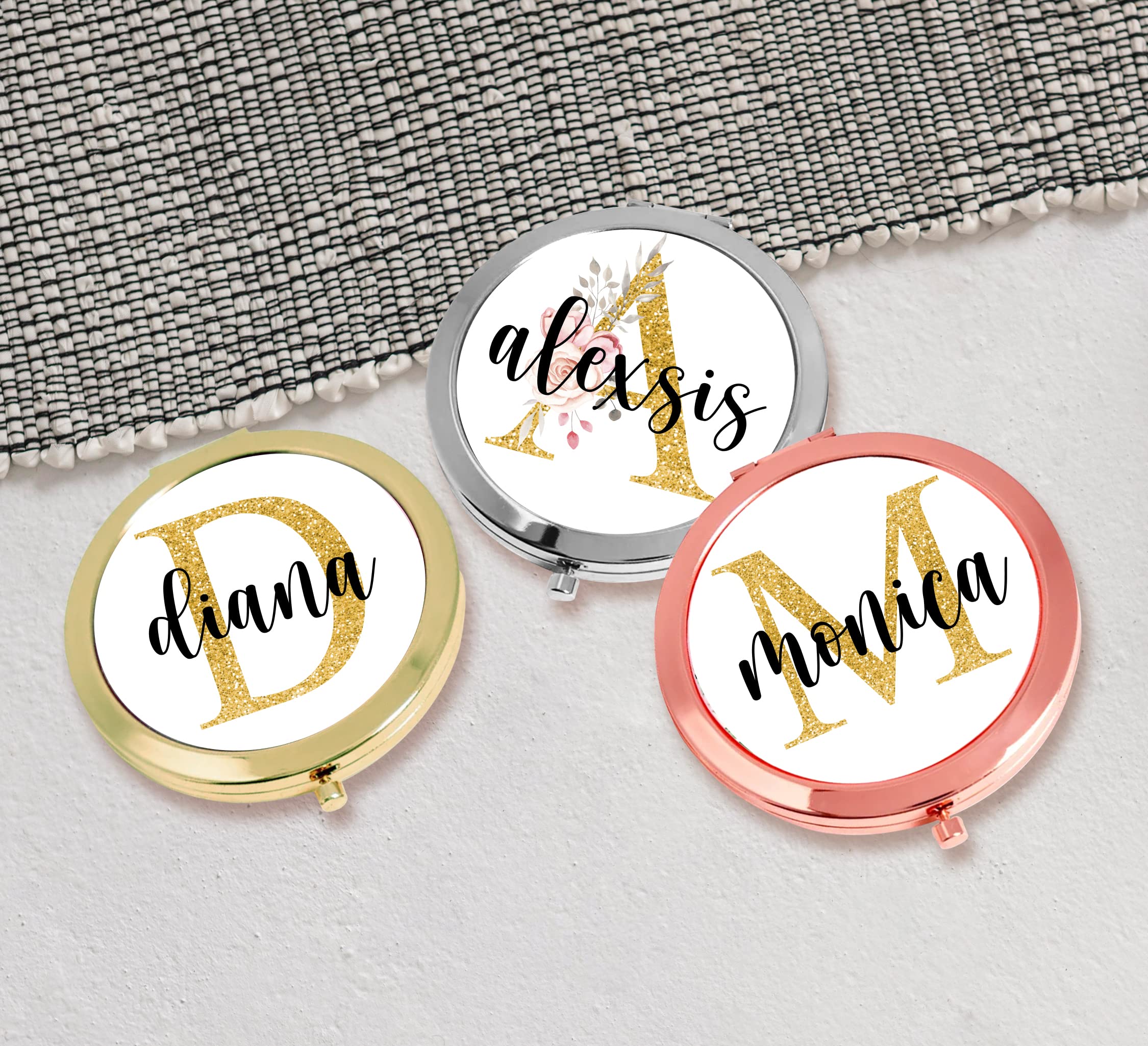 Custom Initial Compact Mirror - Personalized Bridesmaid Gift for Travel & Weddings