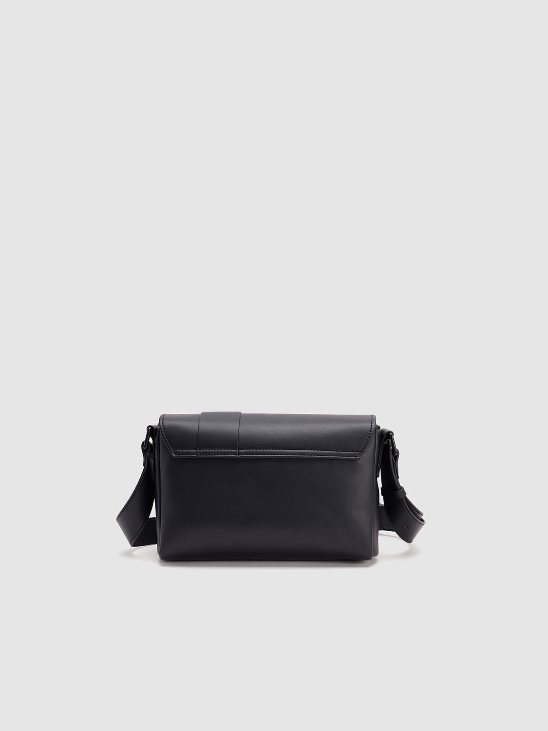 Stylish Crossbody Bags for Women - UAMB50032 - Perfect for Travel, Shopping & Everyday Use