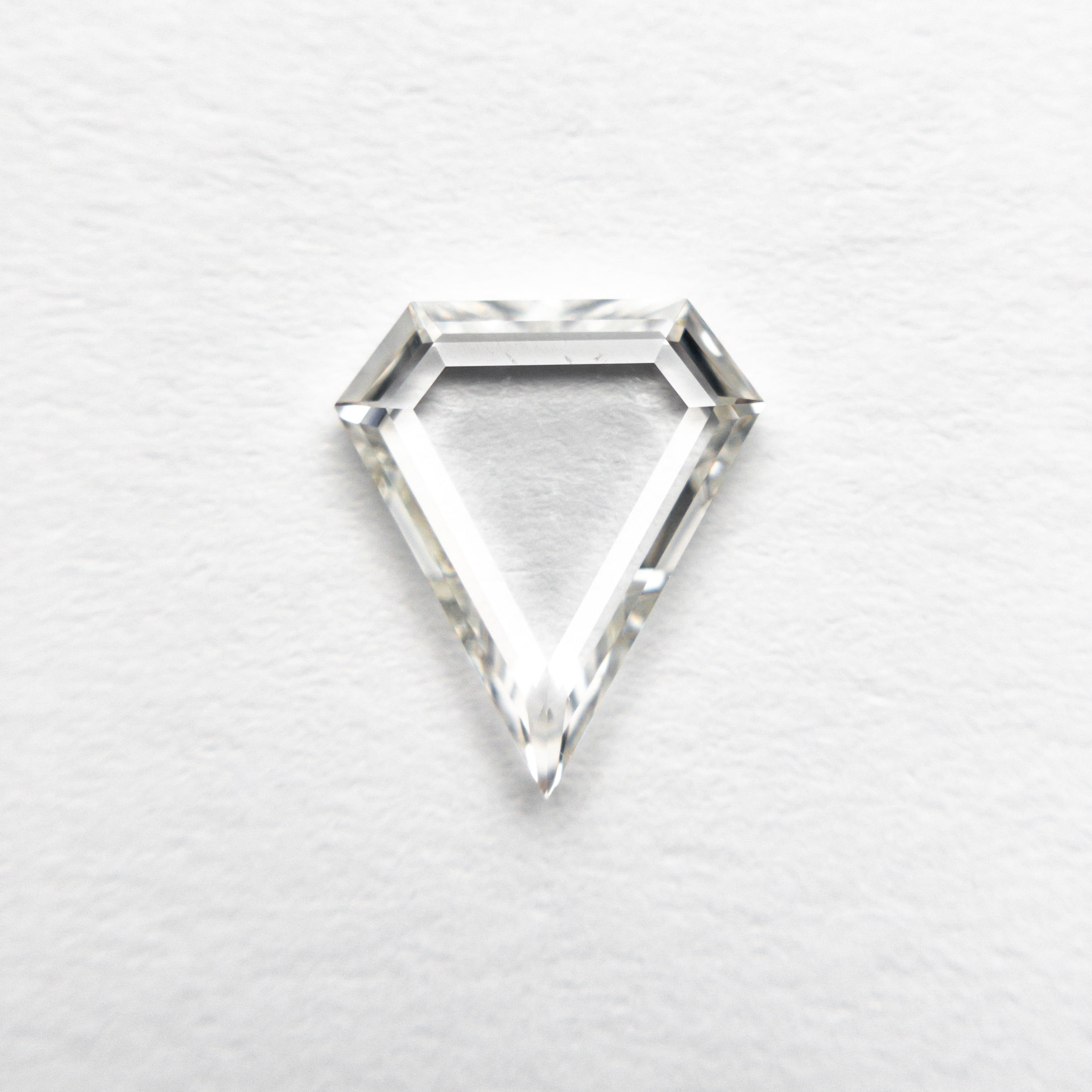 0.72ct 8.35x7.23x1.52mm SI1 H Shield Portrait Cut Loose Diamond for Engagement Rings & Jewelry Making - Perfect for Custom Bridal Jewelry Designs