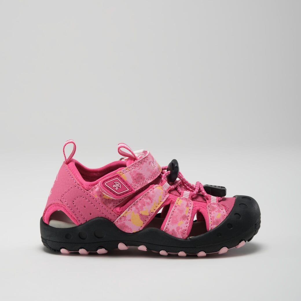 Crab Print Kids' Closed Toe Sandals - Non-Slip Water Shoes for Beach, Pool & Outdoor Play | Comfortable & Durable Children's Summer Footwear