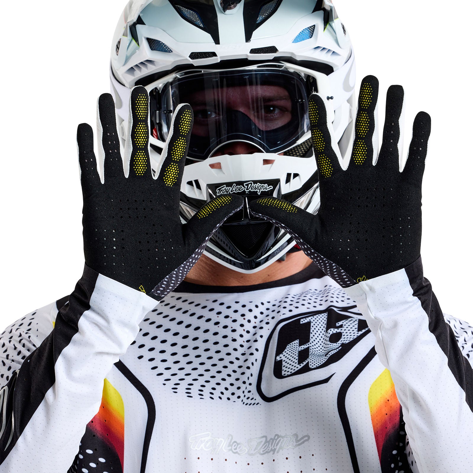 Air Glove Optic White / Black - Premium Touchscreen Gloves for Winter - Warm & Stylish for Outdoor Activities, Running, and Driving