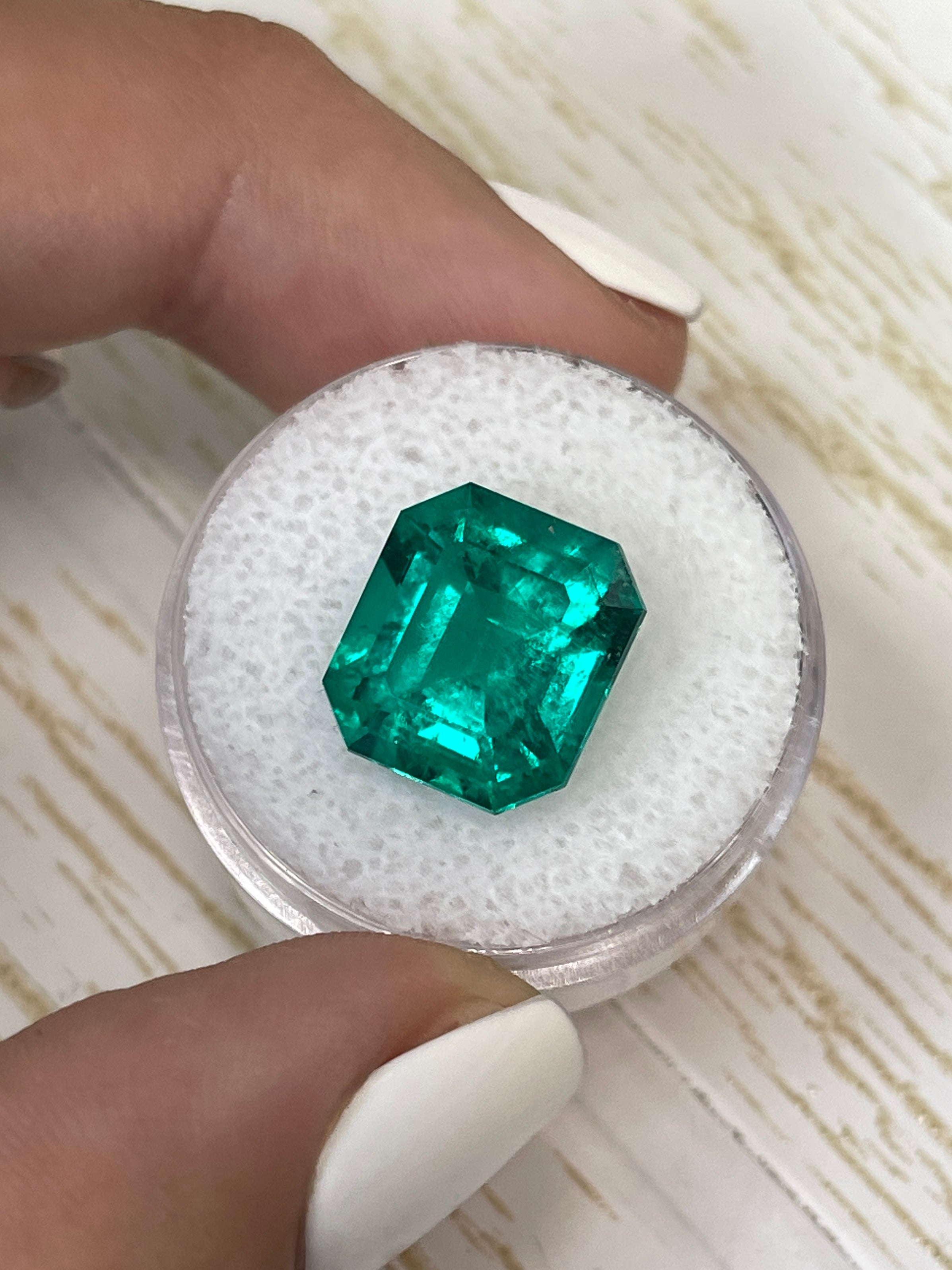 7.51 Carat GIA Certified 13x12mm Natural Loose Colombian Emerald - Emerald Cut, Investment Grade Gemstone for Jewelry Making, Engagement Rings & Luxury Collections
