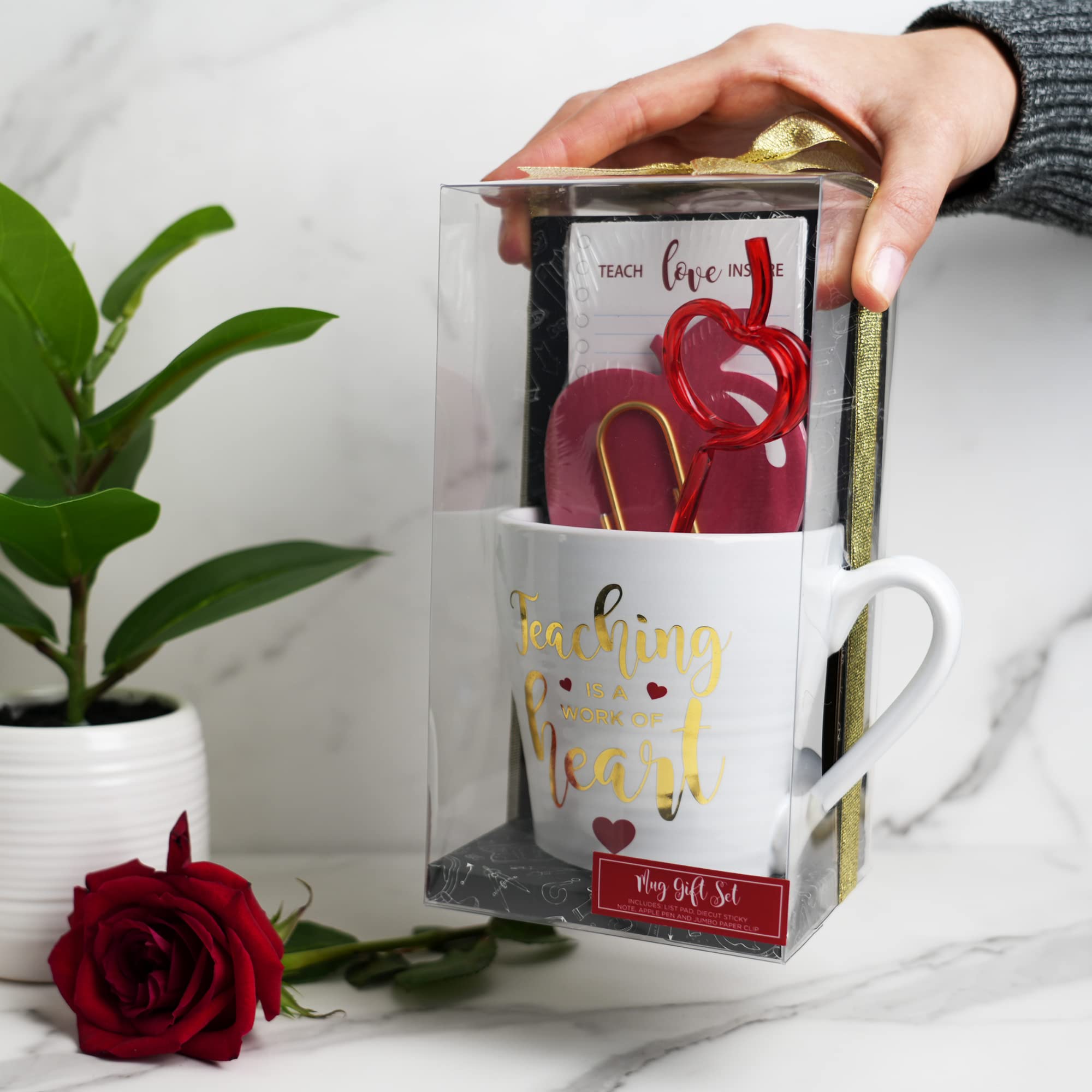 VOTUM Teacher Appreciation Gift Set - Inspirational Coffee Mug, Notepad, Apple Sticky Notes, Gold Paper Clips & Apple Pen - Perfect Thank You Present for Educators, Mentors & Future Teachers | Great for Classroom Use, Staff Recognition & End of Year Gifts