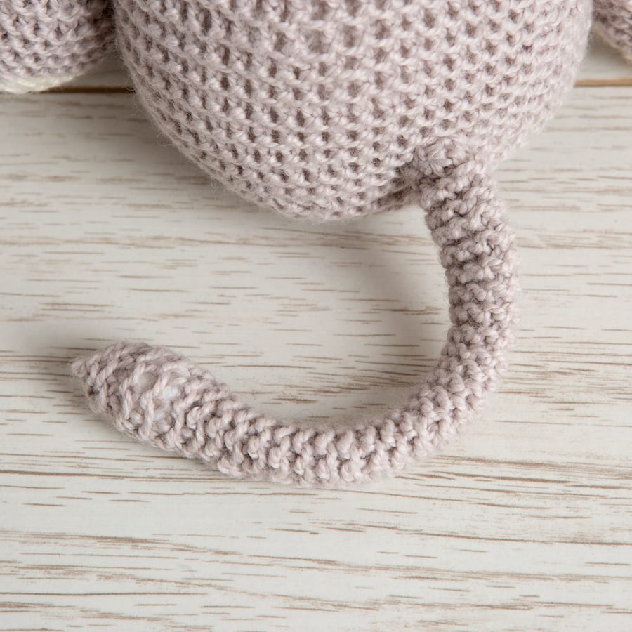 Chloe the Cat DIY Knitting Kit for Beginners - Complete Crochet Set with Yarn, Needles & Instructions - Perfect for Crafting, Gifts & Home Decor