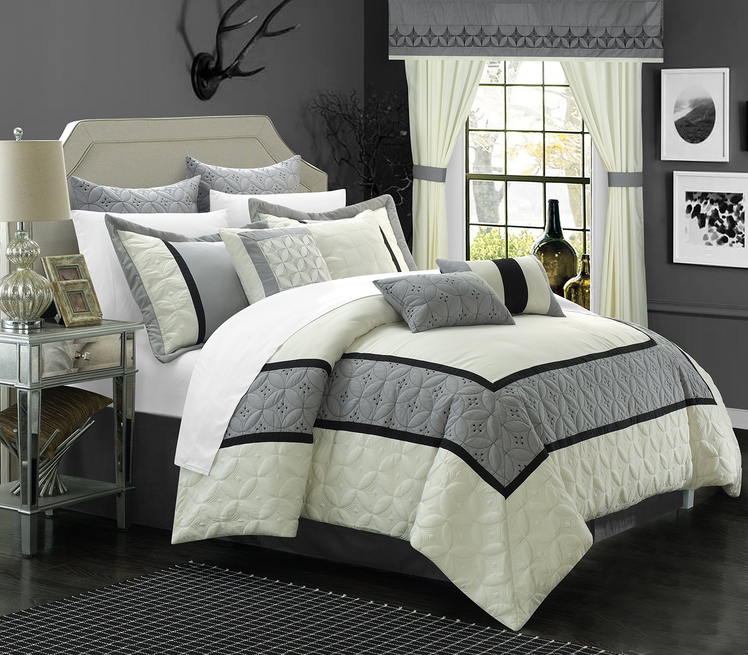 Chic Home 24-Piece Aida Queen Size Bed in a Bag Comforter Set - White & Silver Luxury Bedding Collection | Perfect for Master Bedrooms, Guest Rooms & Dorm Decor