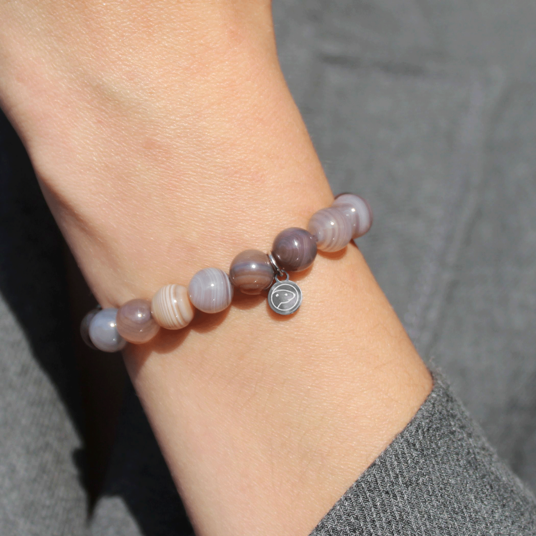 Botswana Agate Beaded Bracelet for Women - Natural Stone Healing Crystal Jewelry for Stress Relief & Positive Energy - Perfect for Meditation, Yoga & Spiritual Gifts