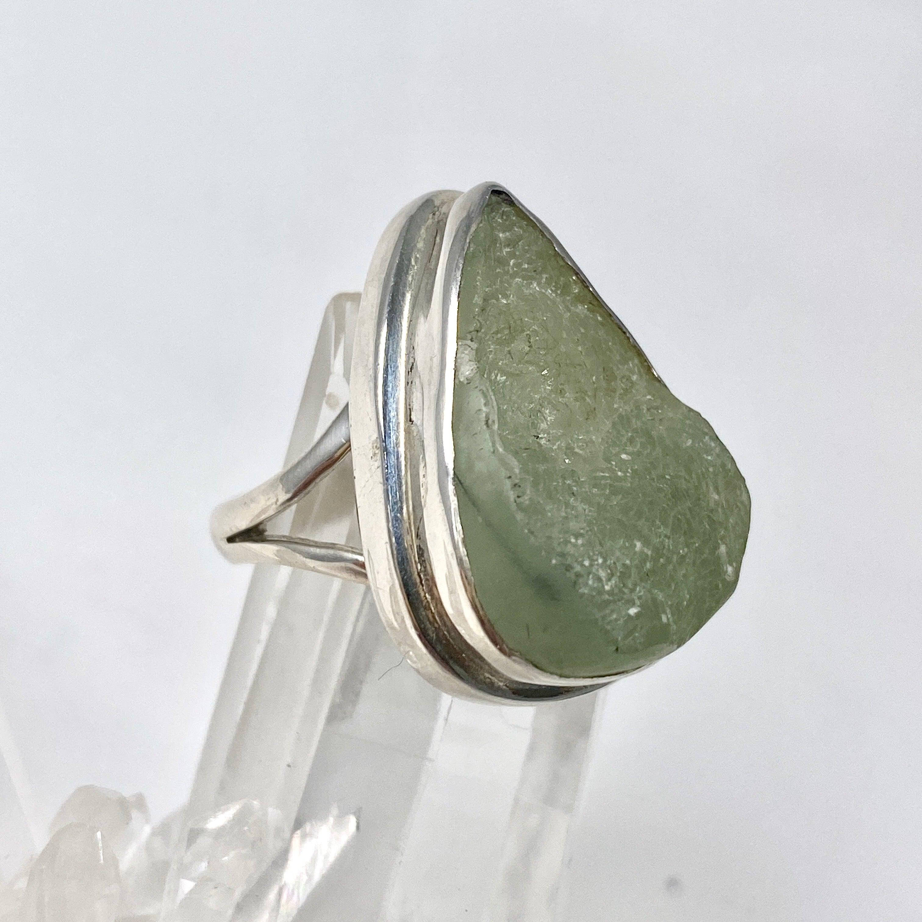 Prehnite Teardrop Split Band Ring - Size 8 - KRGJ1266 | Elegant Dainty Jewelry for Women, Perfect for Weddings, Parties & Everyday Wear