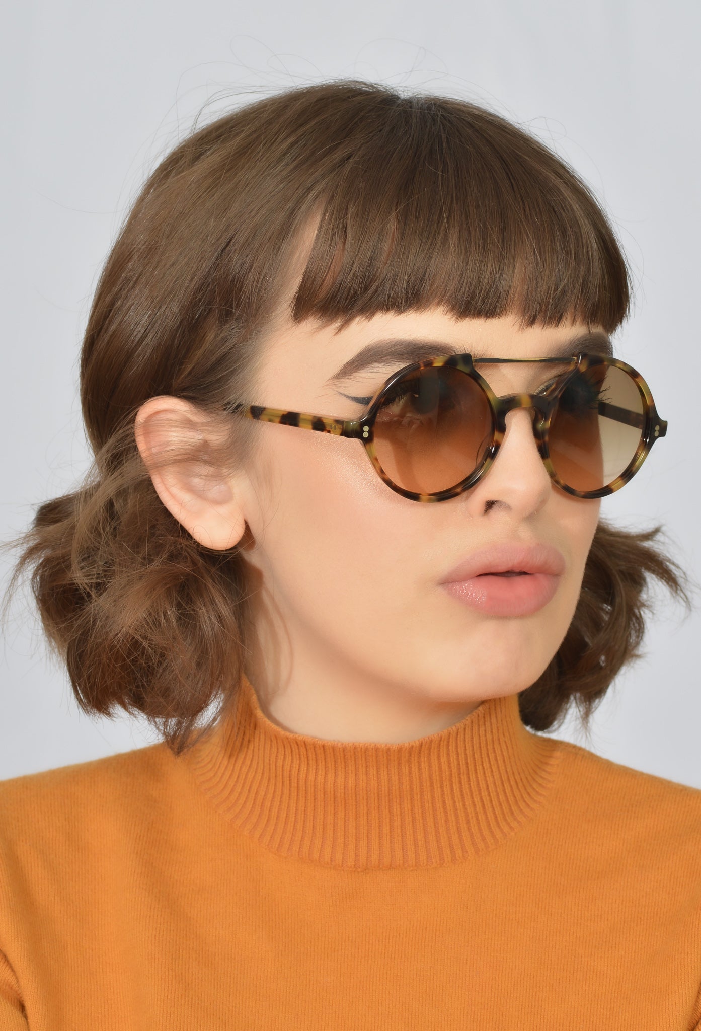 Versace 530 961 Sunglasses for Men & Women - Luxury Designer Shades for Fashion & UV Protection | Perfect for Beach, Driving & Outdoor Activities