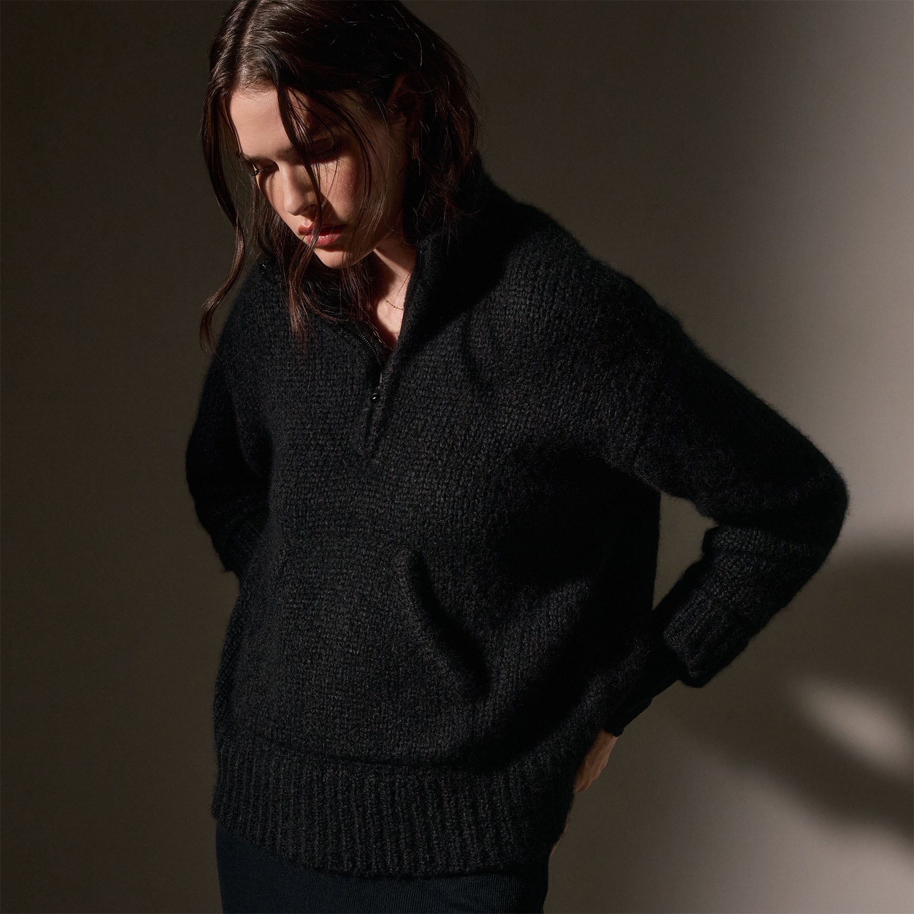 Luxury Cashmere Blend Half Zip Sweater for Women & Men - Soft Winter Pullover, Warm Knit Top - Perfect for Office, Travel & Casual Outings (Black)